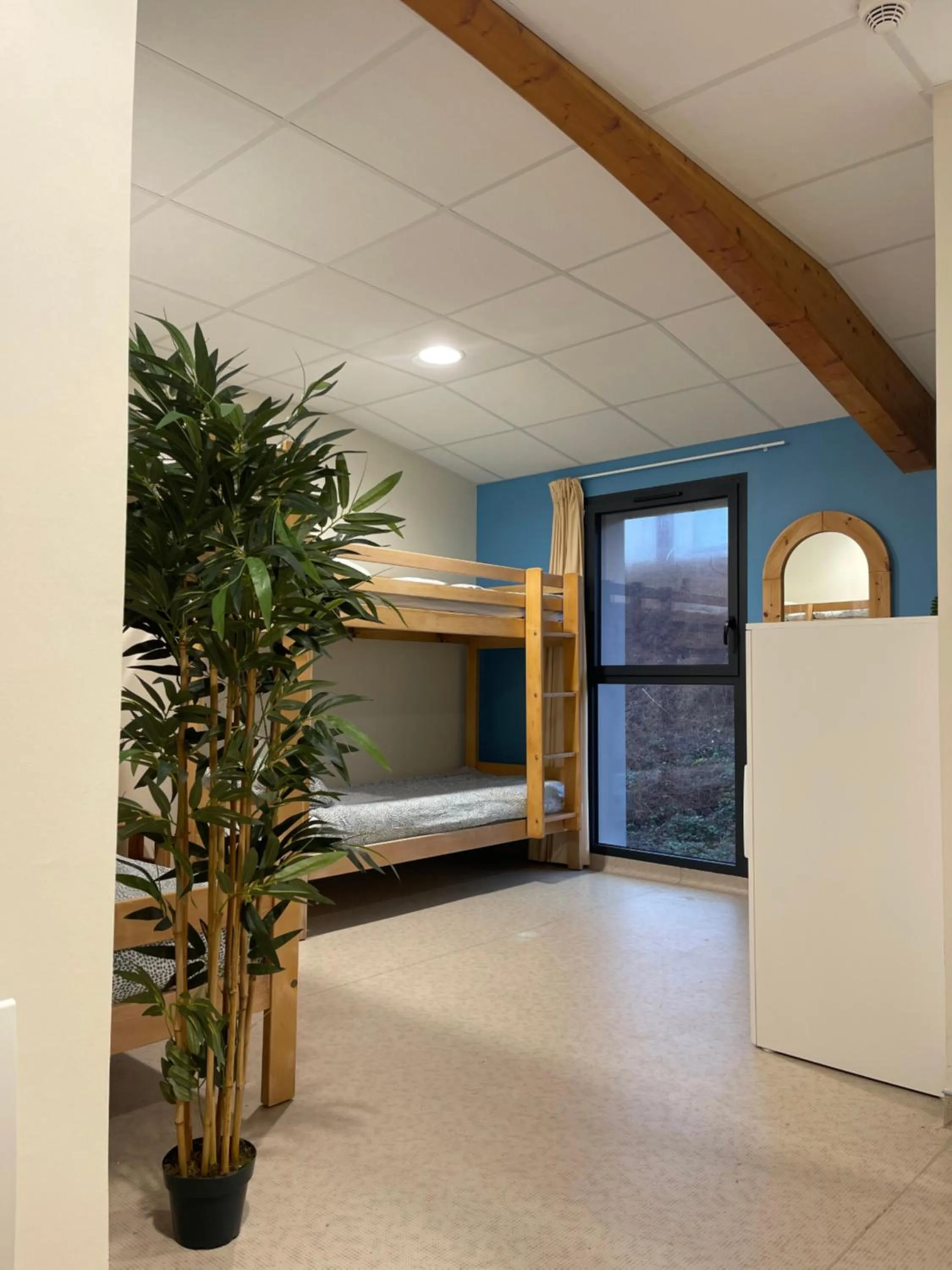 Photo of the whole room in CLLCM - Club Leo Lagrange de Camaret-sur-Mer