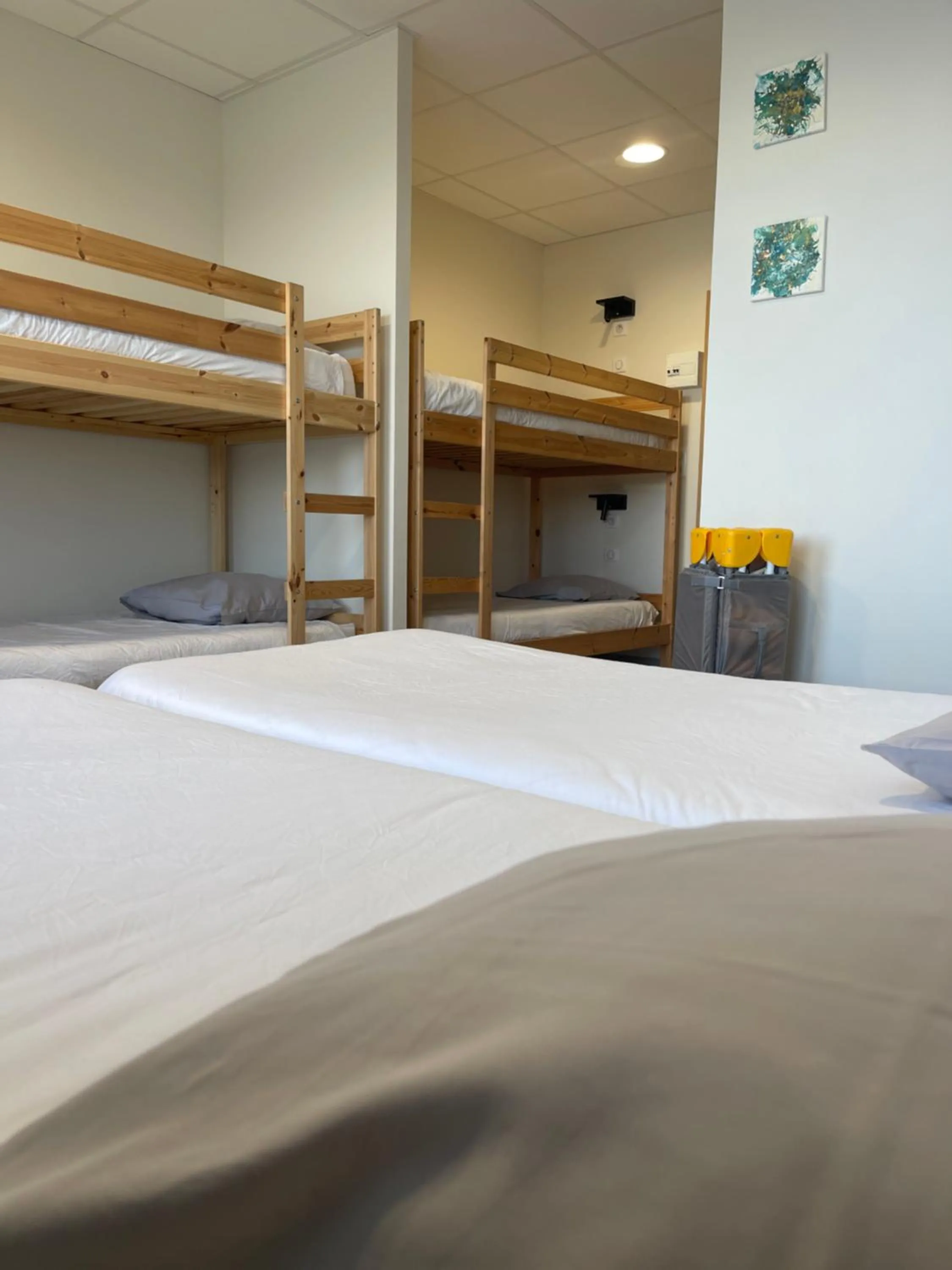 Photo of the whole room, Bunk Bed in CLLCM - Club Leo Lagrange de Camaret-sur-Mer