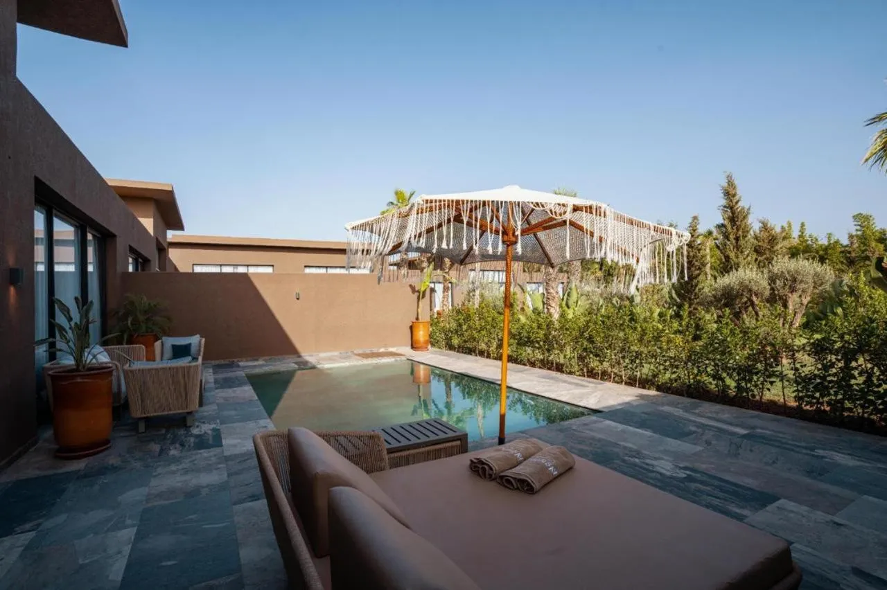 NOMMOS Beach RESORT & POOL CLUB