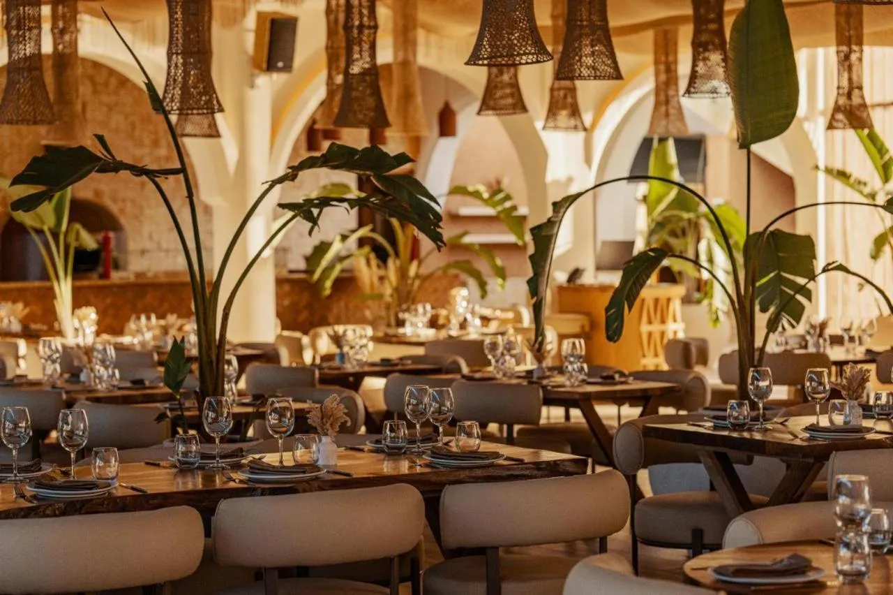 NOMMOS Beach RESORT & POOL CLUB