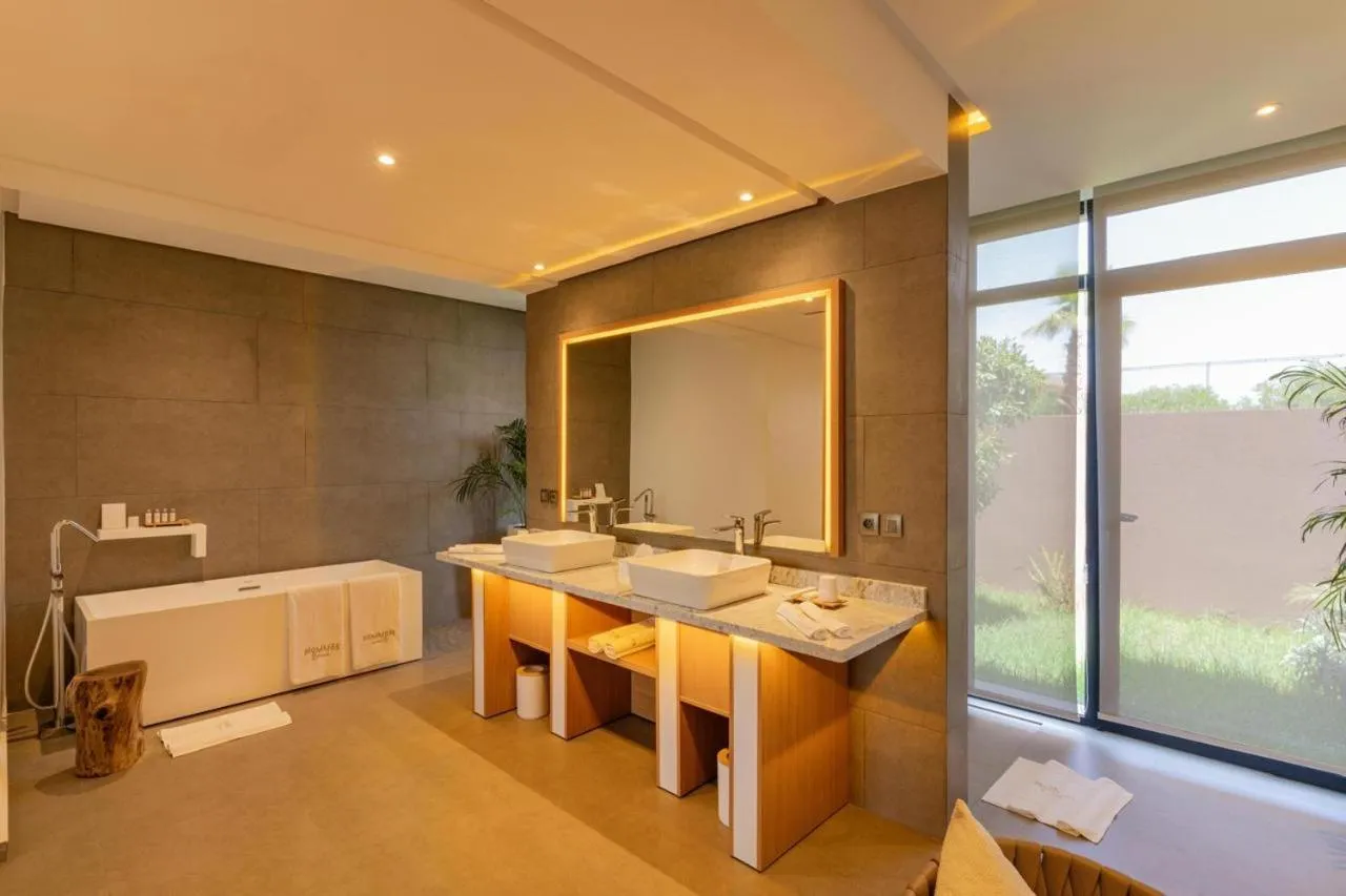 Bathroom in NOMMOS Beach RESORT & POOL CLUB