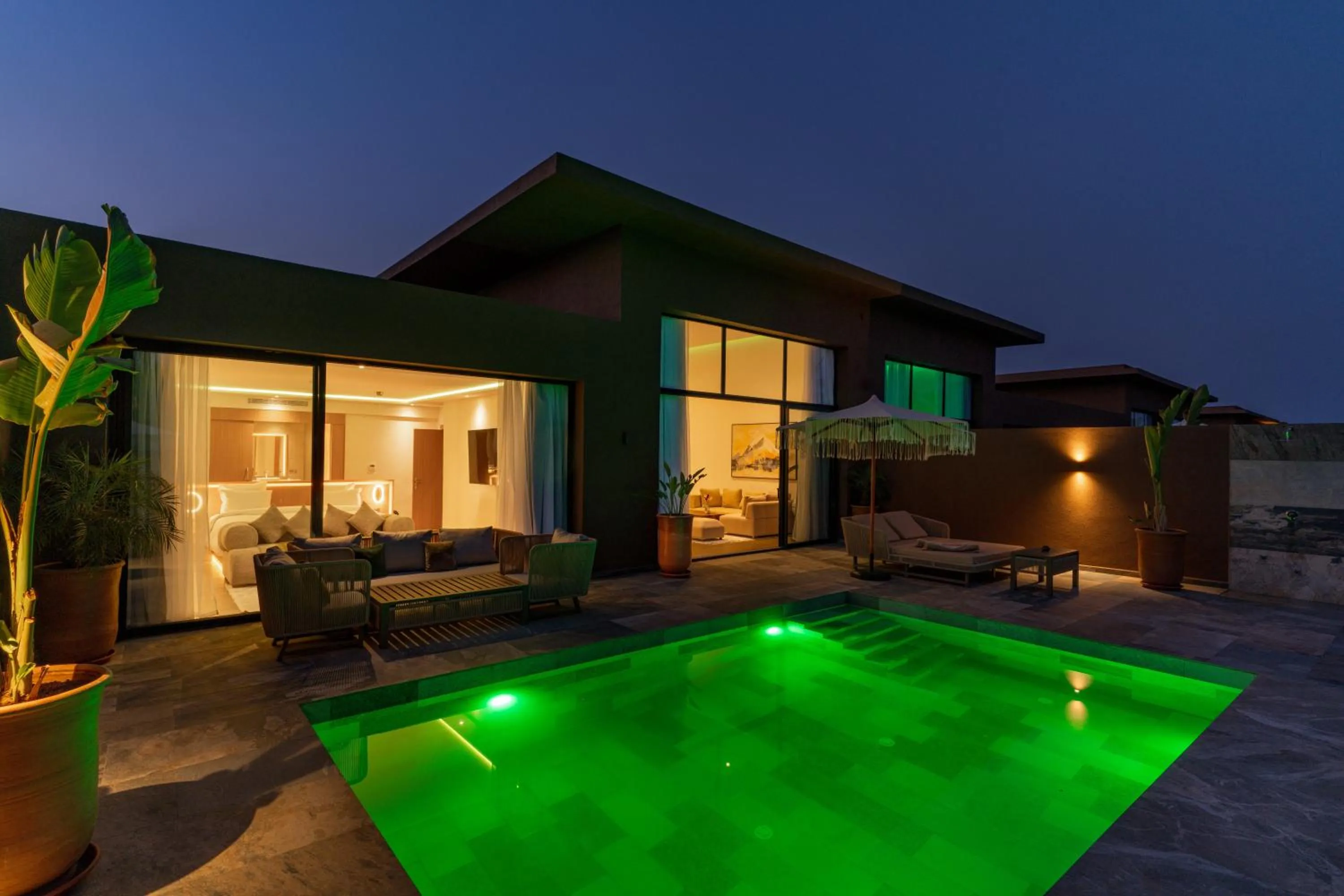 NOMMOS Beach RESORT & POOL CLUB