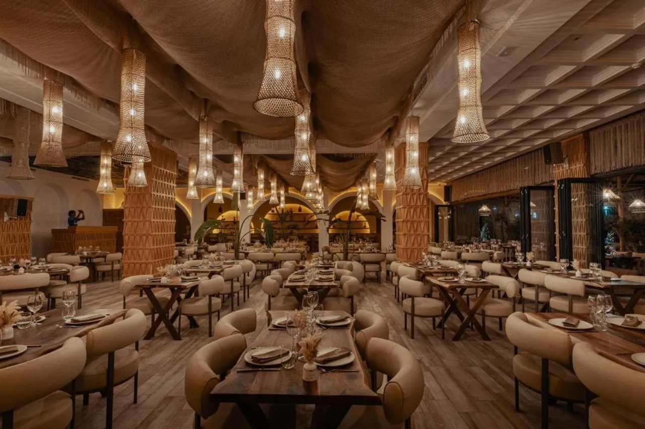 NOMMOS Beach RESORT & POOL CLUB