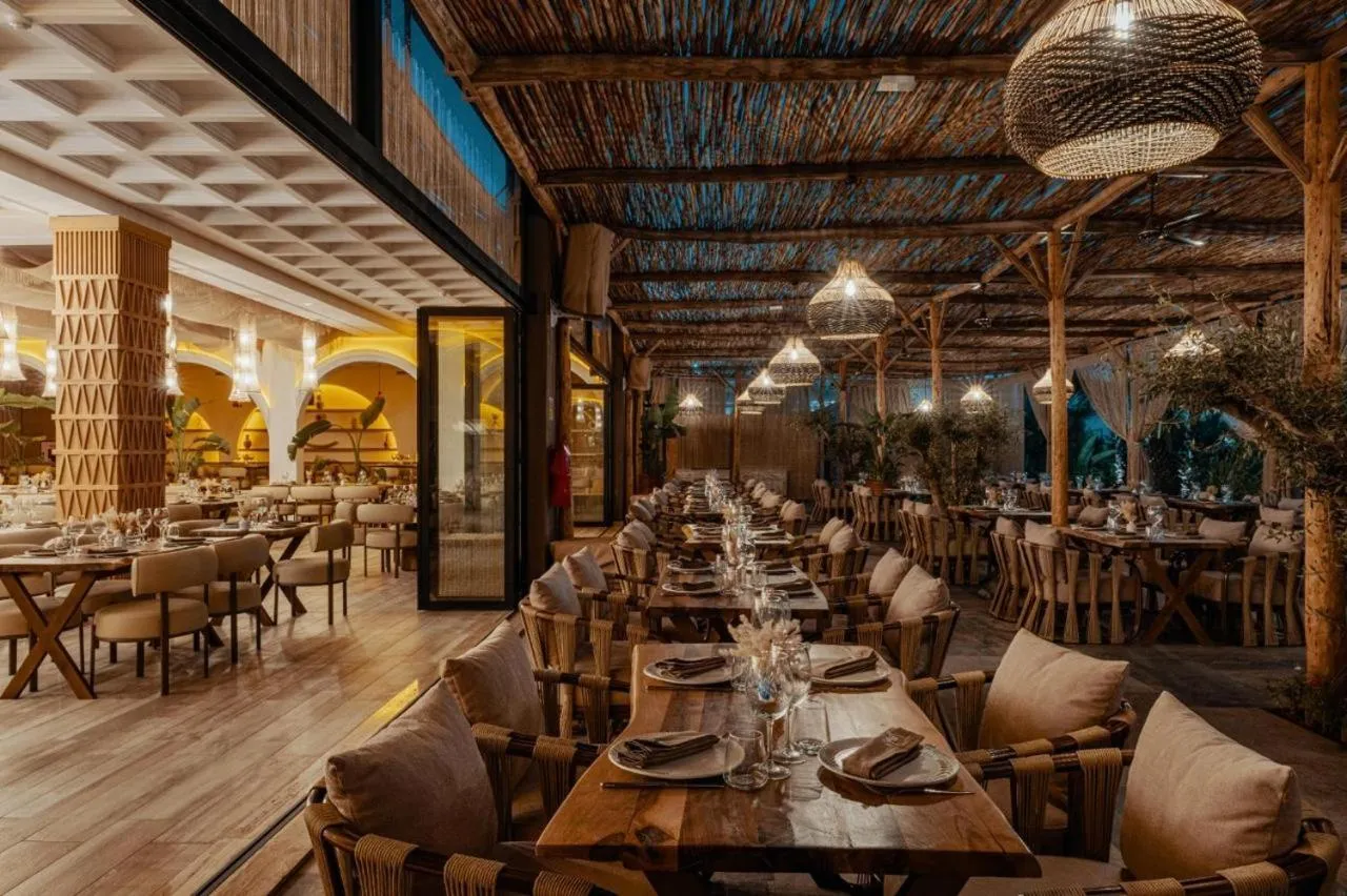NOMMOS Beach RESORT & POOL CLUB