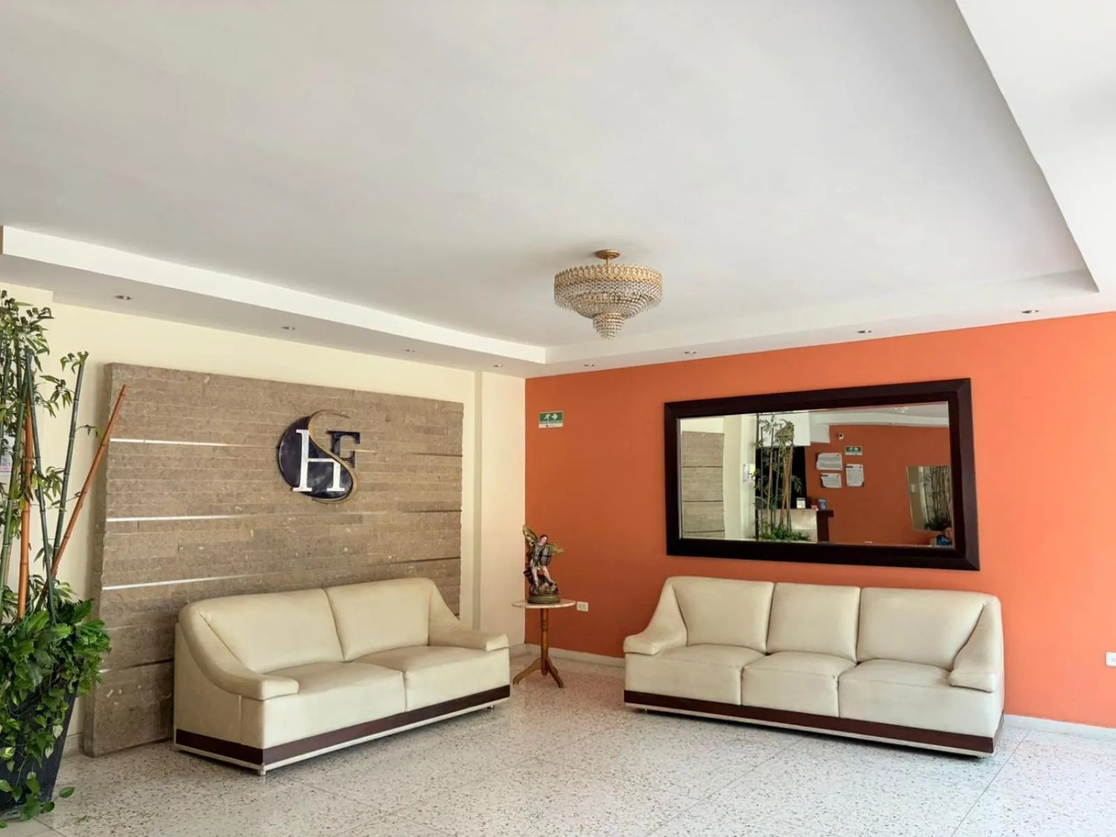 Living room in Hotel San Francisco