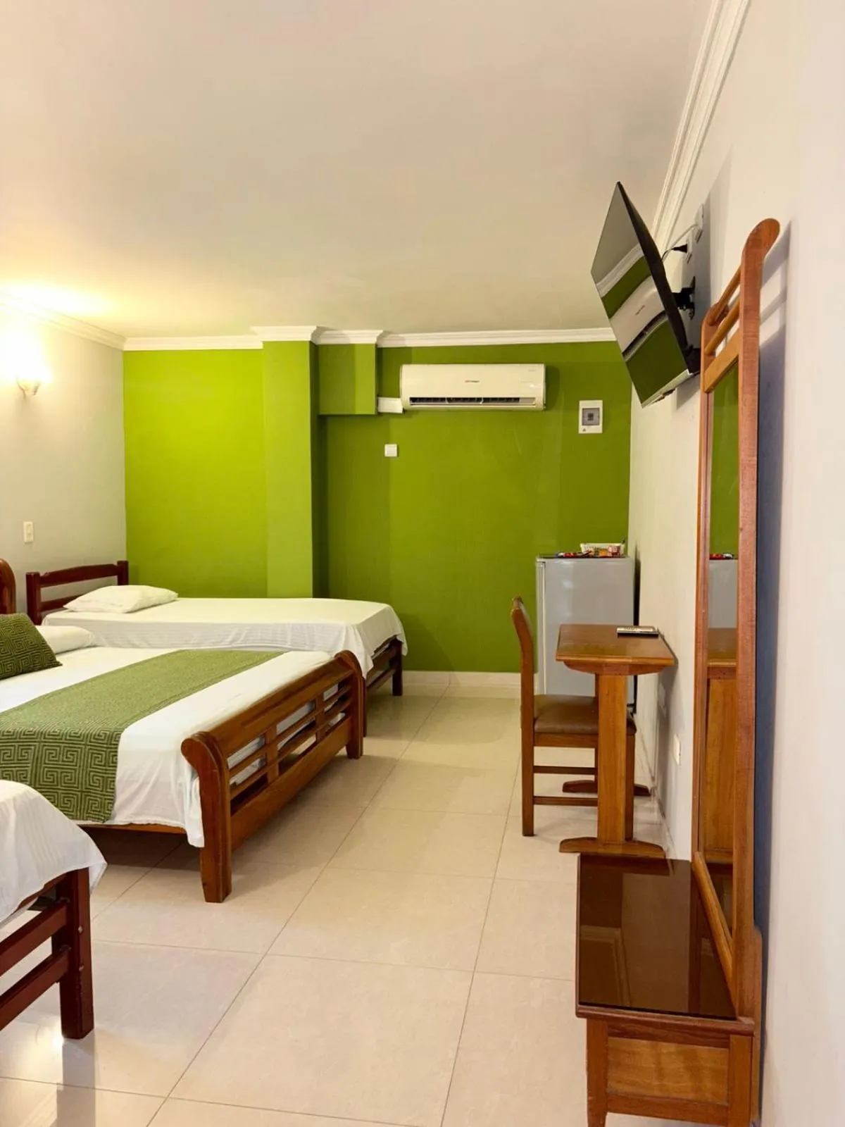 TV and multimedia, Bed in Hotel San Francisco