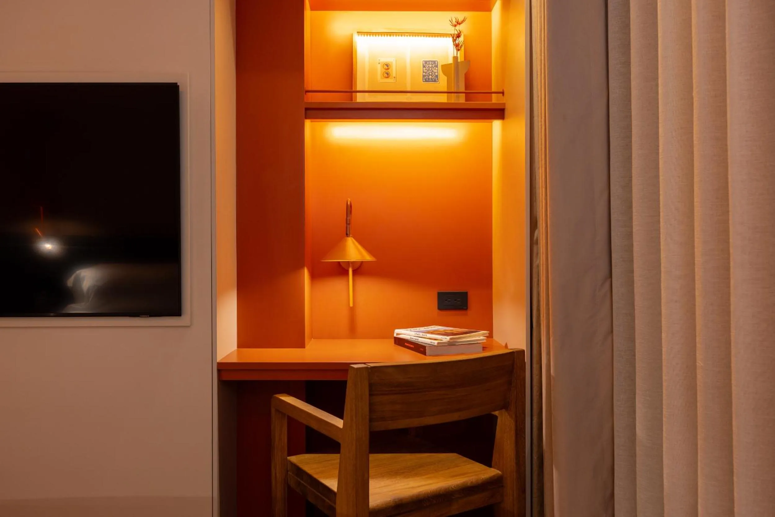 Standard Double Room in The Cut Hotel