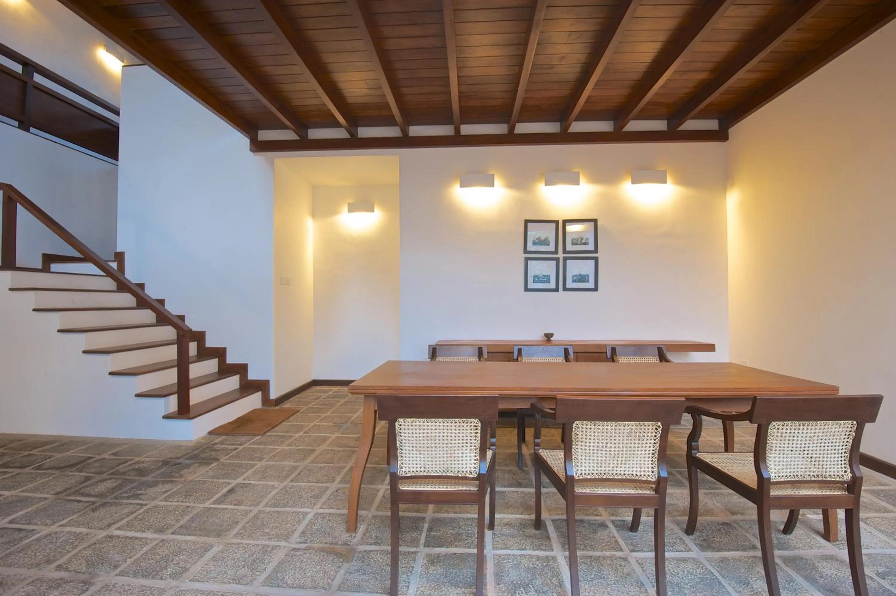 Restaurant/places to eat in Jetwing Thalahena Villa