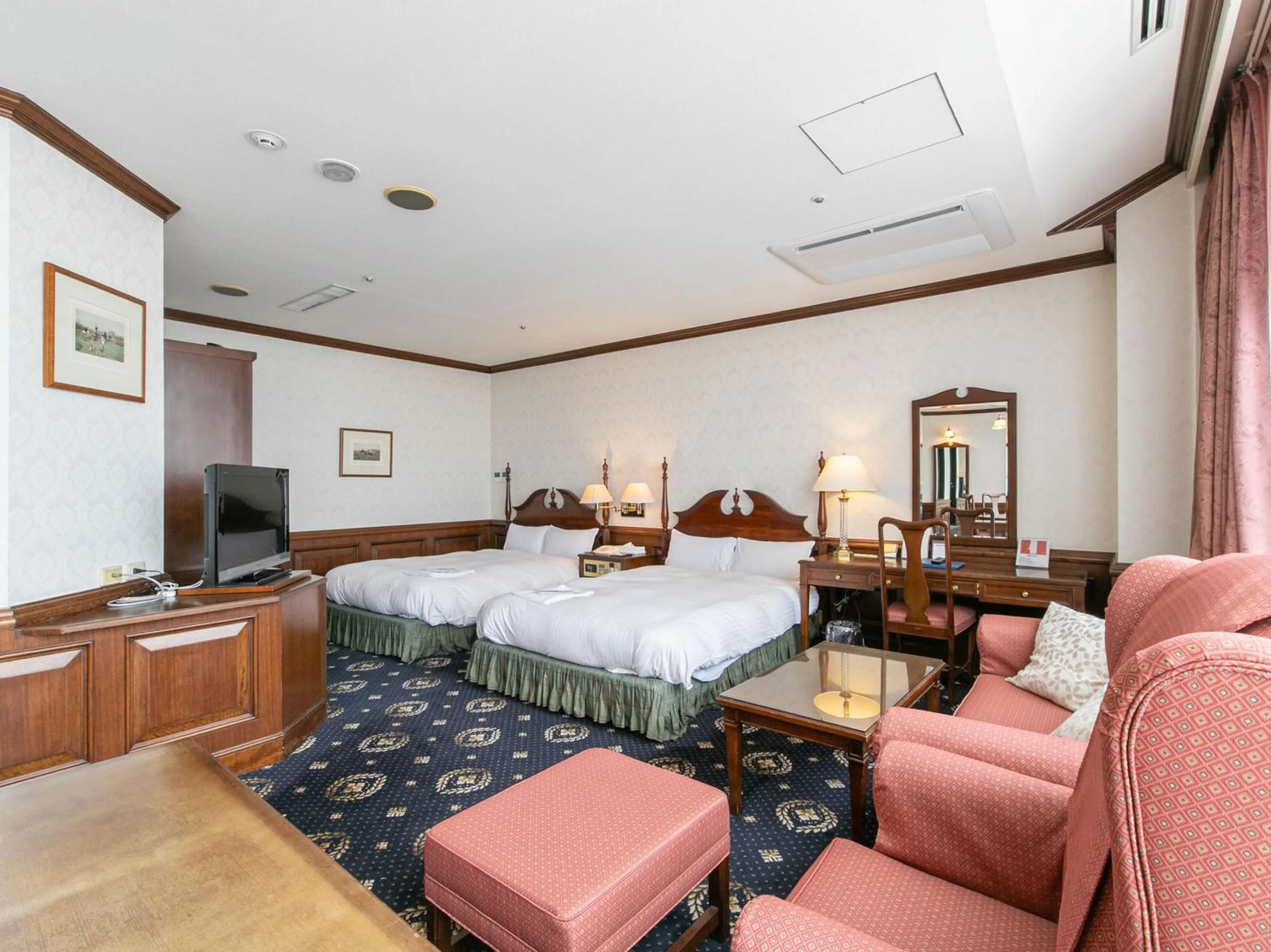 Bed in Victoria Inn Nagasaki