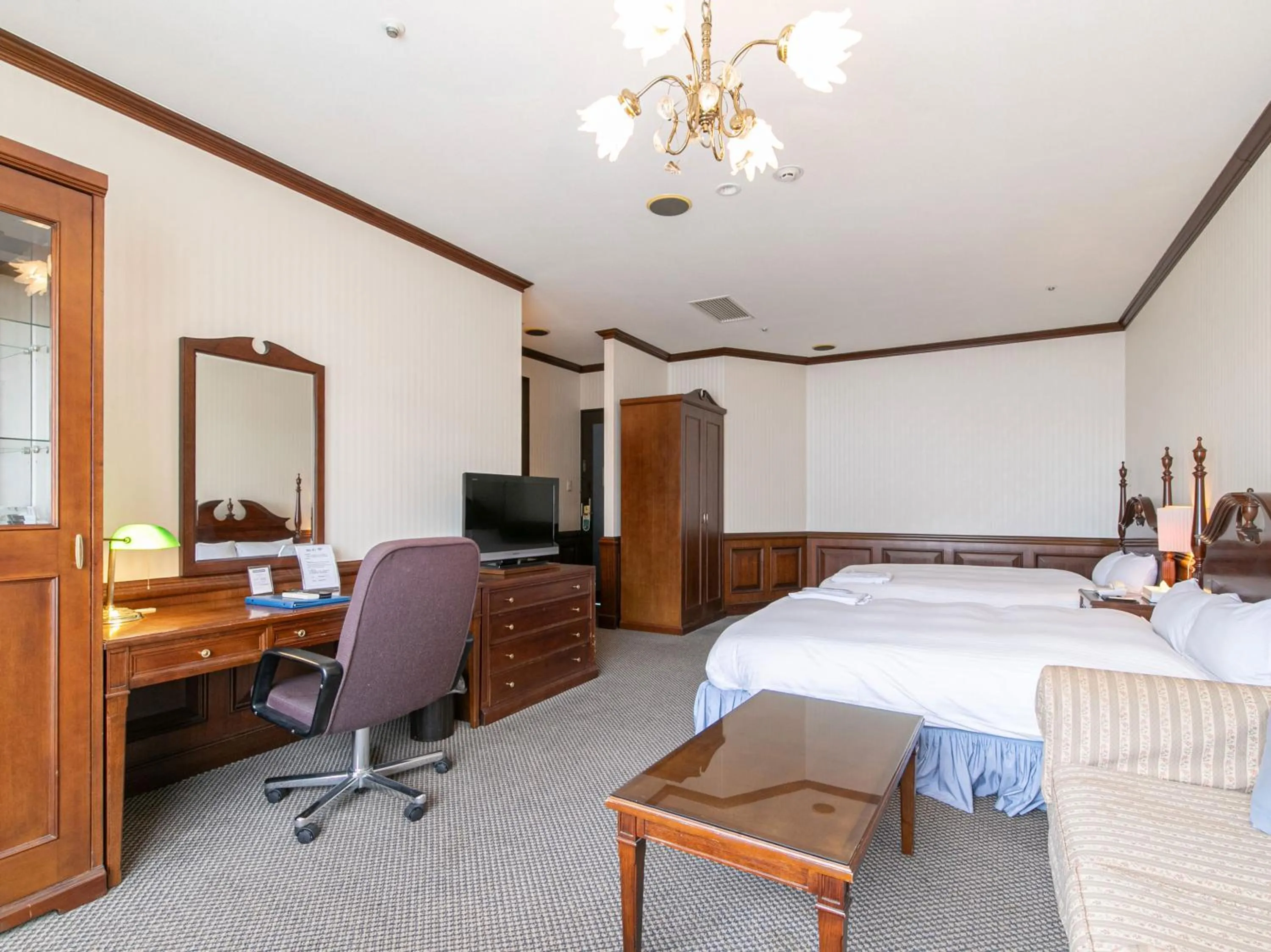 Bed in Victoria Inn Nagasaki