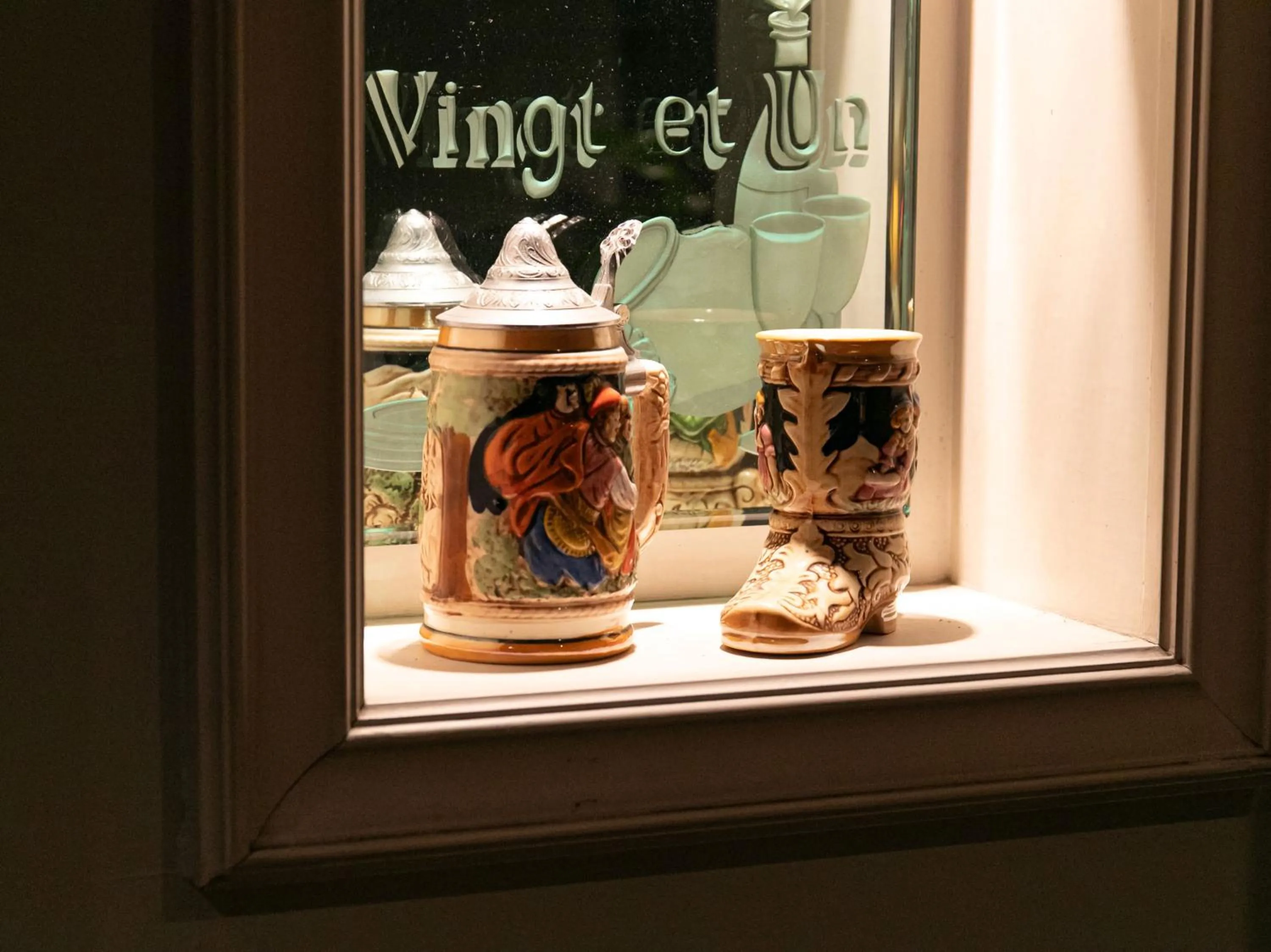 Decorative detail in Victoria Inn Nagasaki