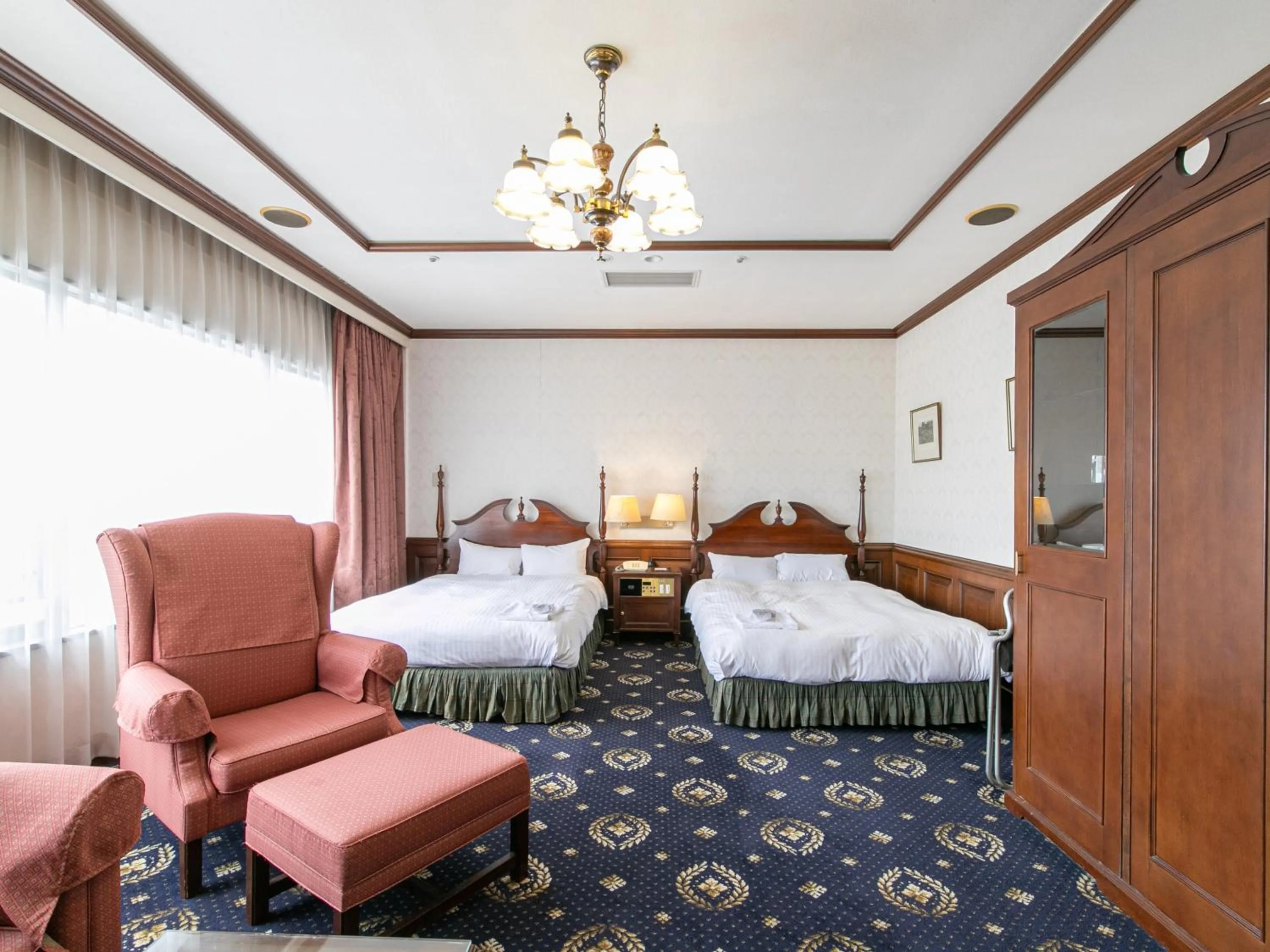 Bed in Victoria Inn Nagasaki