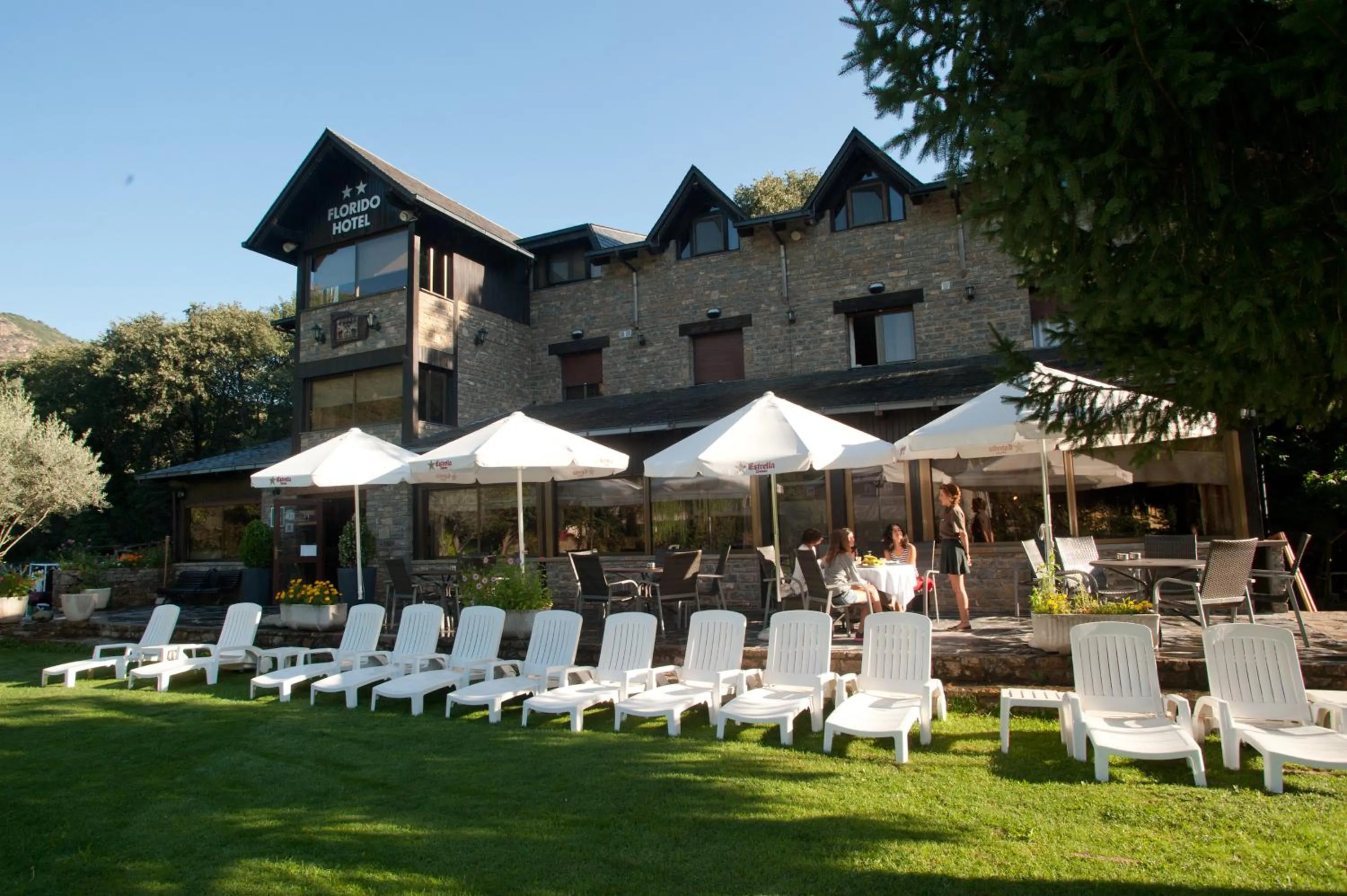 Property building in Hotel Florido