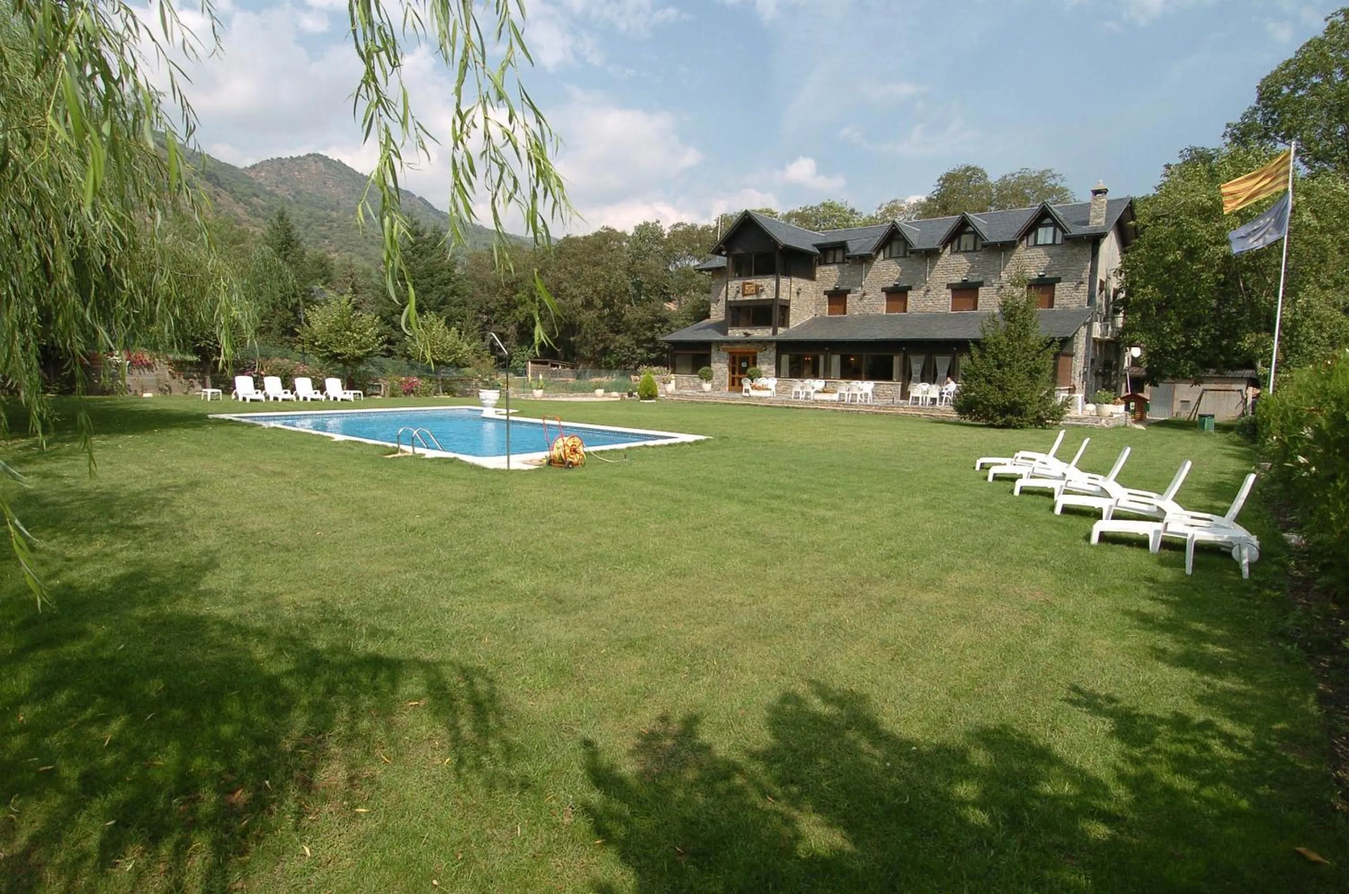 Property building in Hotel Florido