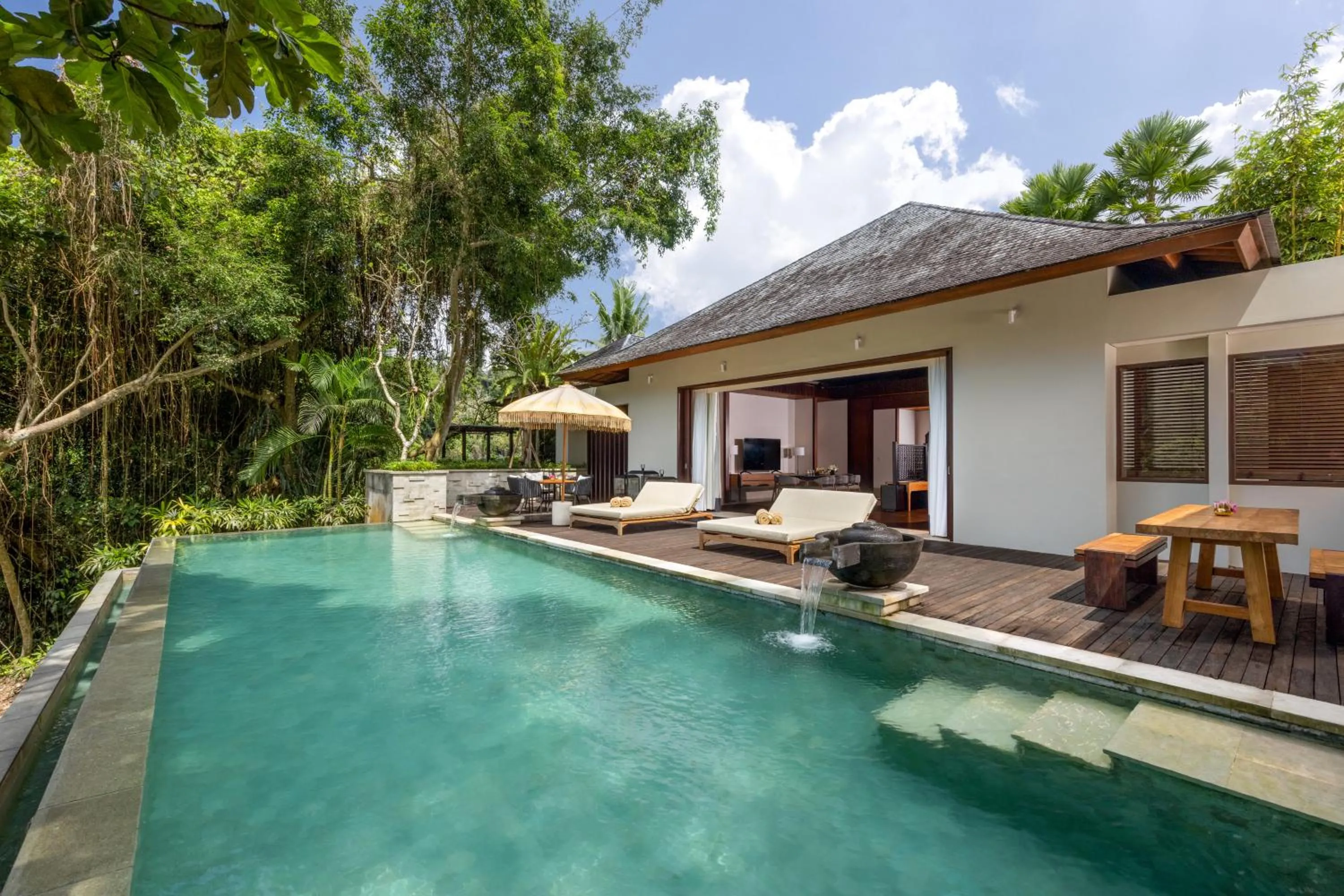 Swimming pool in Impiana Private Villas Ubud