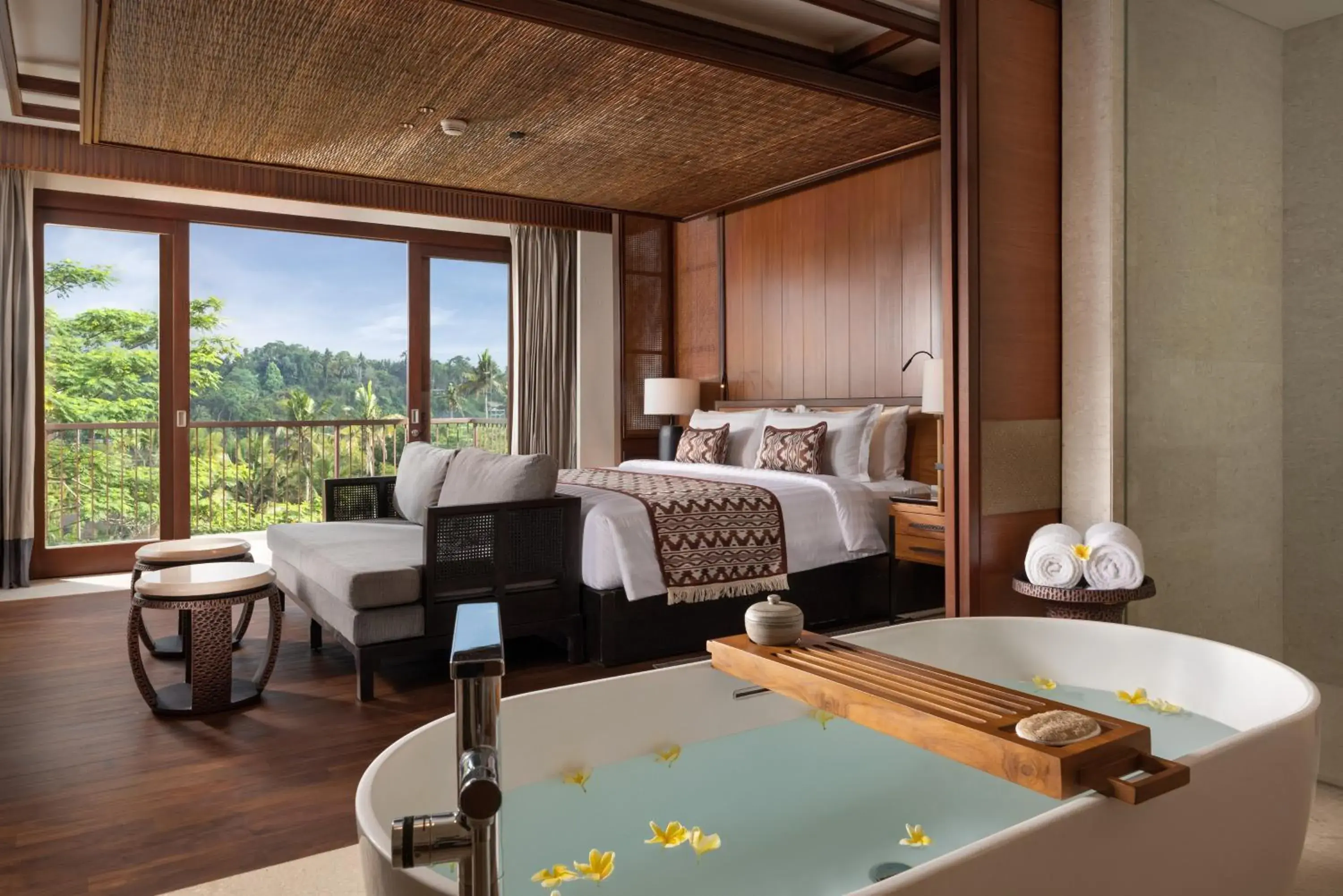 Spacious King Suite Room with Bathtub, Balcony, Garden View and Free Welcome Fruit in Impiana Private Villas Ubud Spacious King Suite Room with Bathtub, Balcony, Garden View and Free Welcome Fruit in Impiana Private Villas Ubud