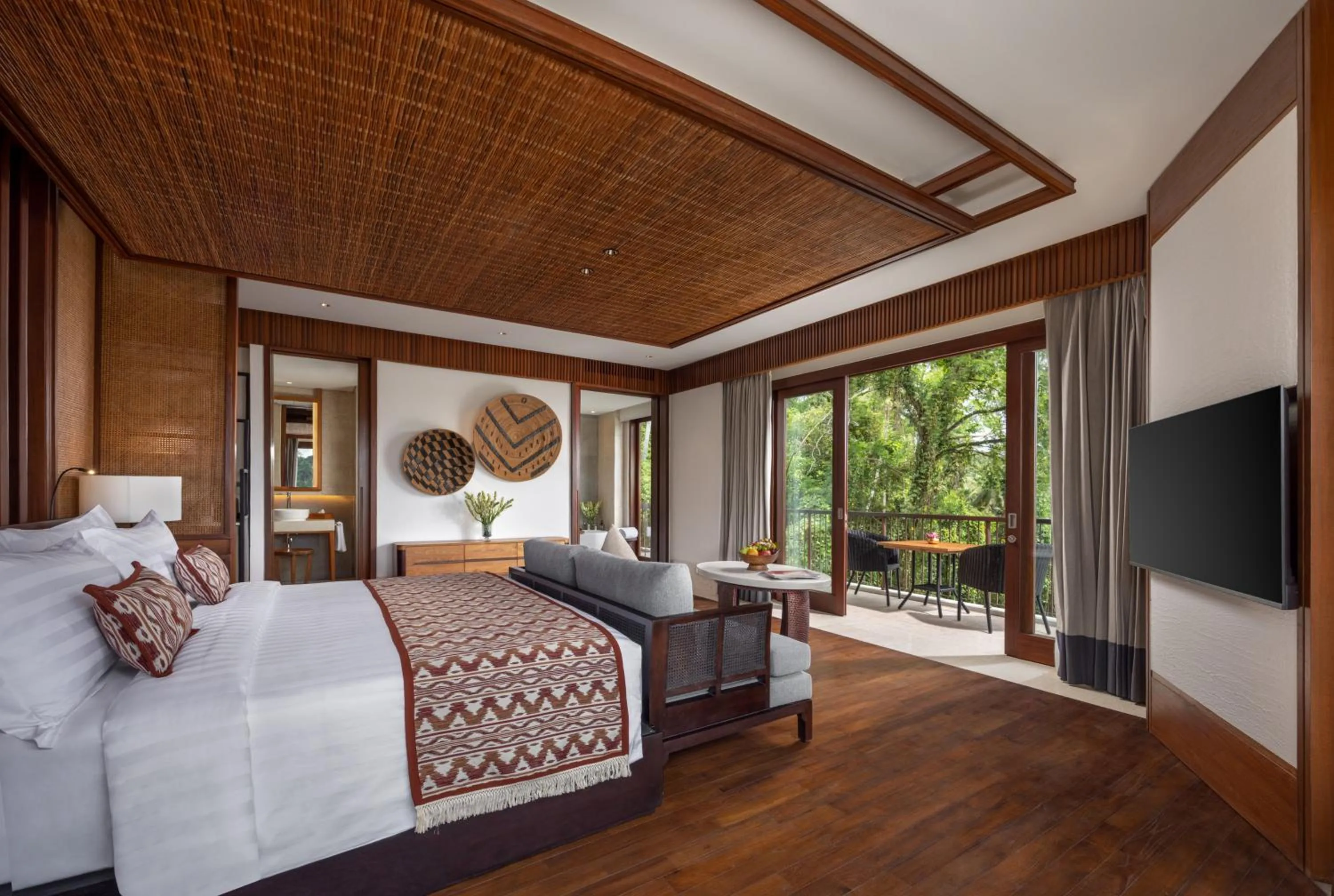 Bed in Impiana Private Villas Ubud