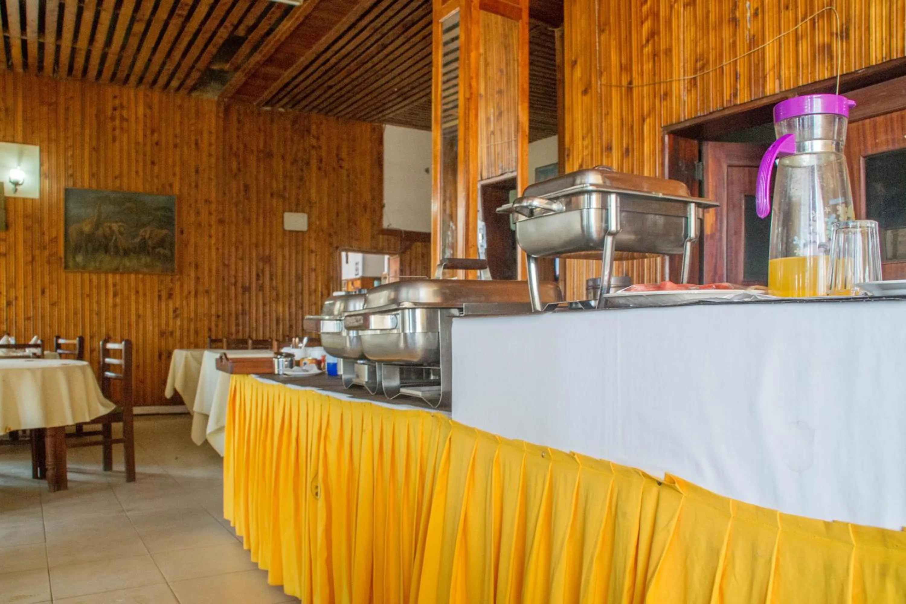 Restaurant/places to eat in Pelikan Hotel