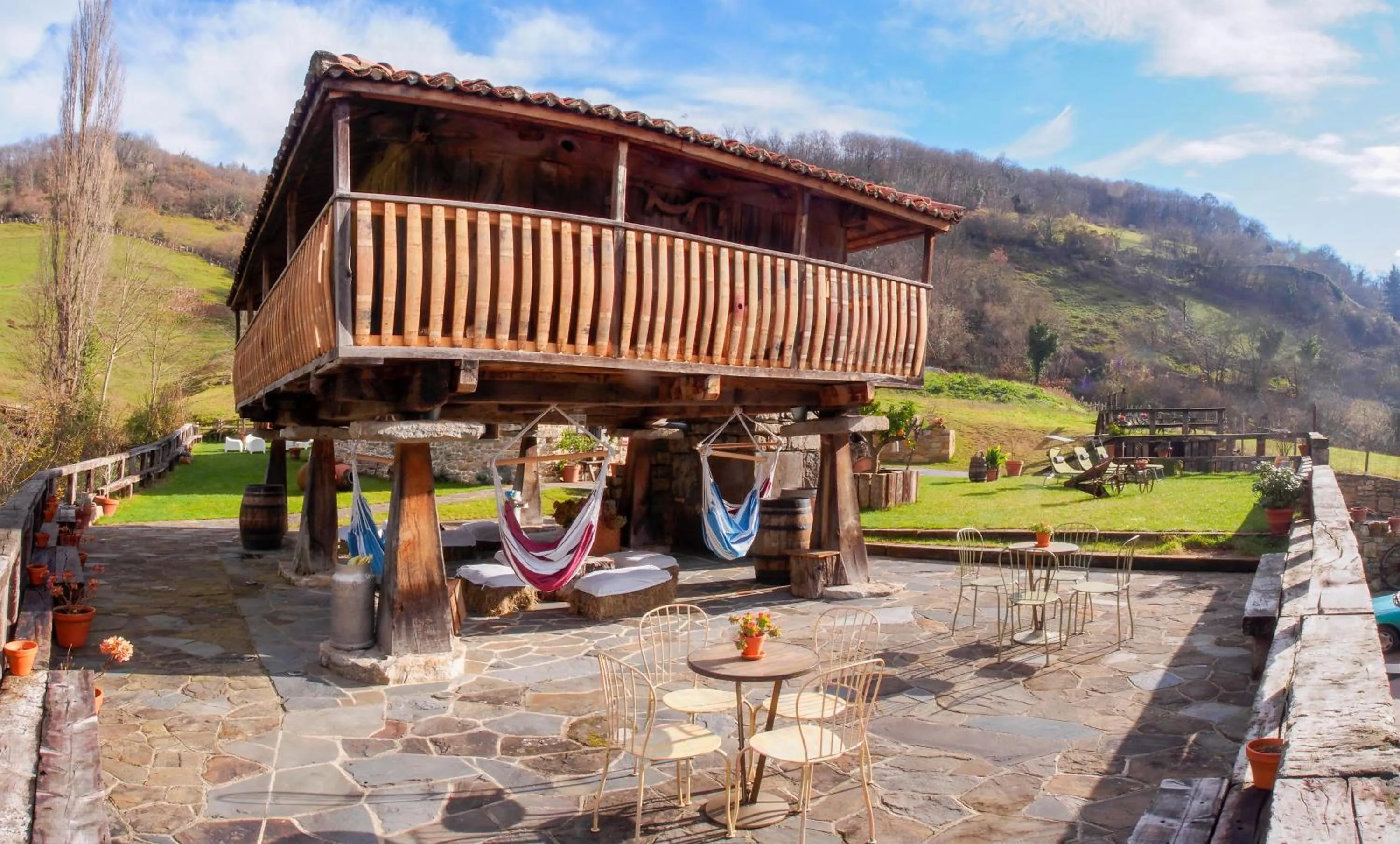Property building in Casona de El Castañíu