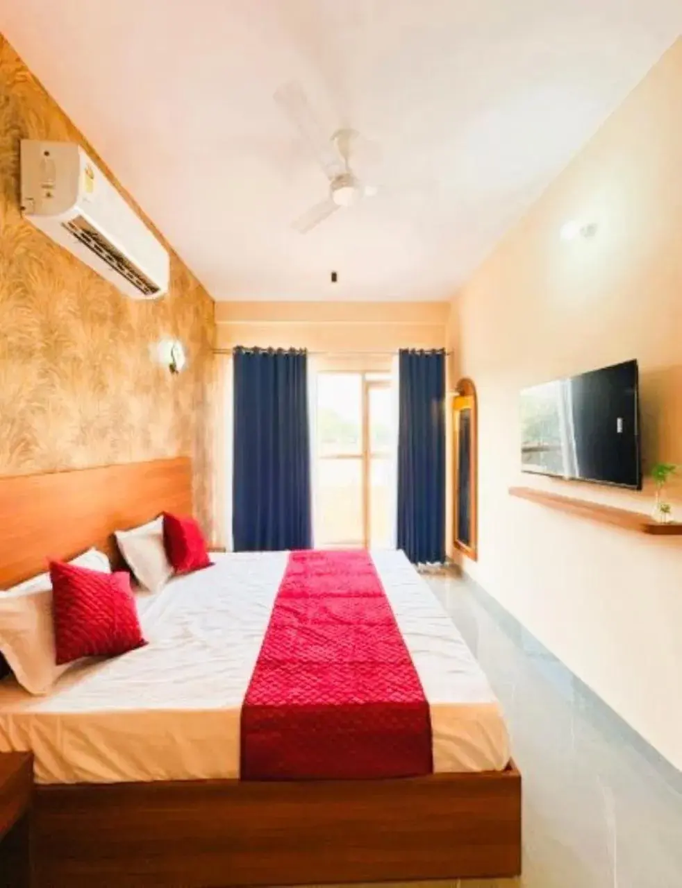 Superior King Room in Hotel Jay ambey palace In Jaipur Superior King Room in Hotel Jay ambey palace In Jaipur