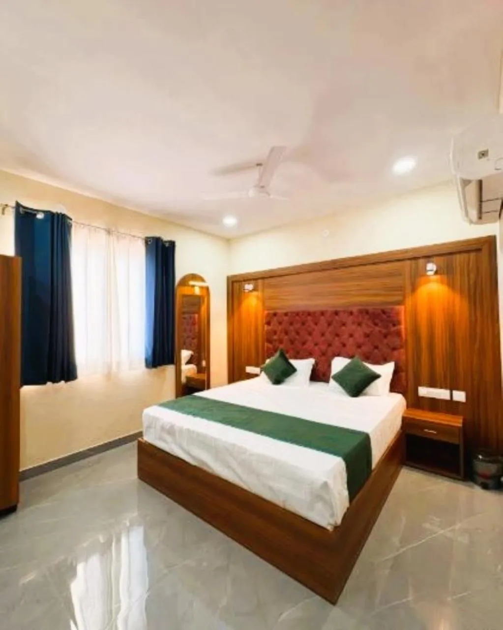 air conditioner, Bed in Hotel Jay ambey palace In Jaipur