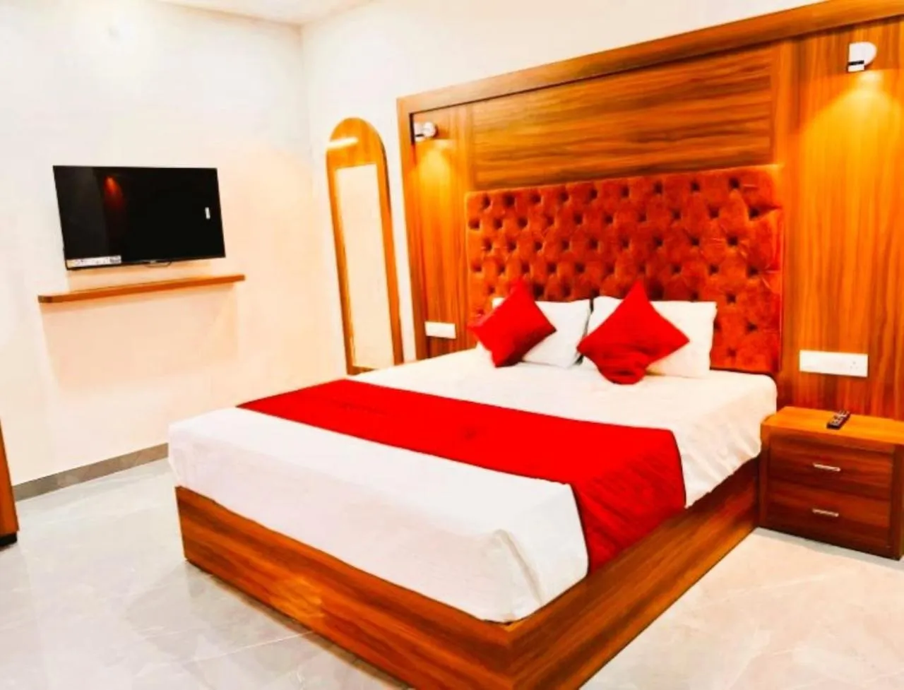 Bedroom, Bed in Hotel Jay ambey palace In Jaipur