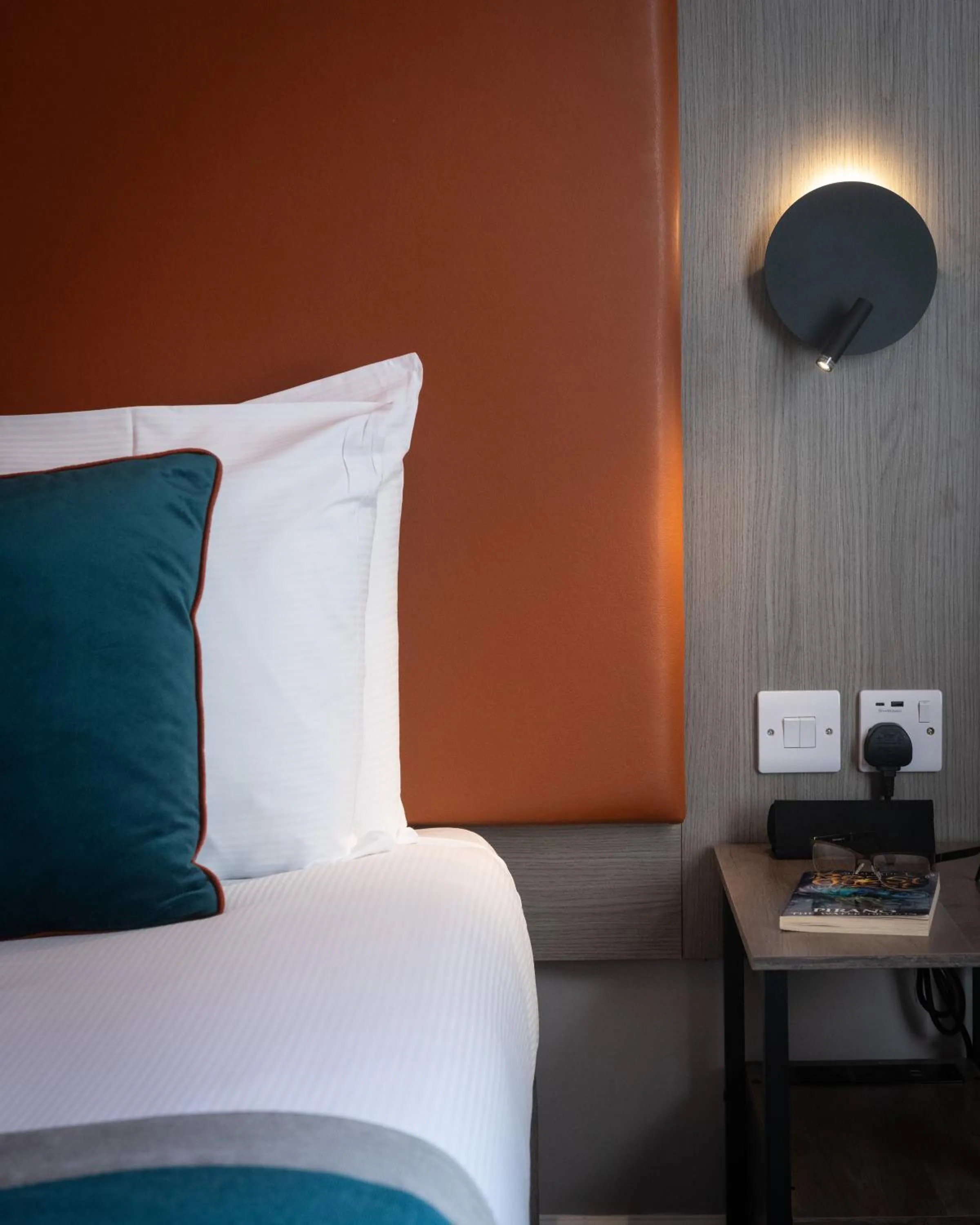 Bed in Linen Bank Residence - Aparthotel