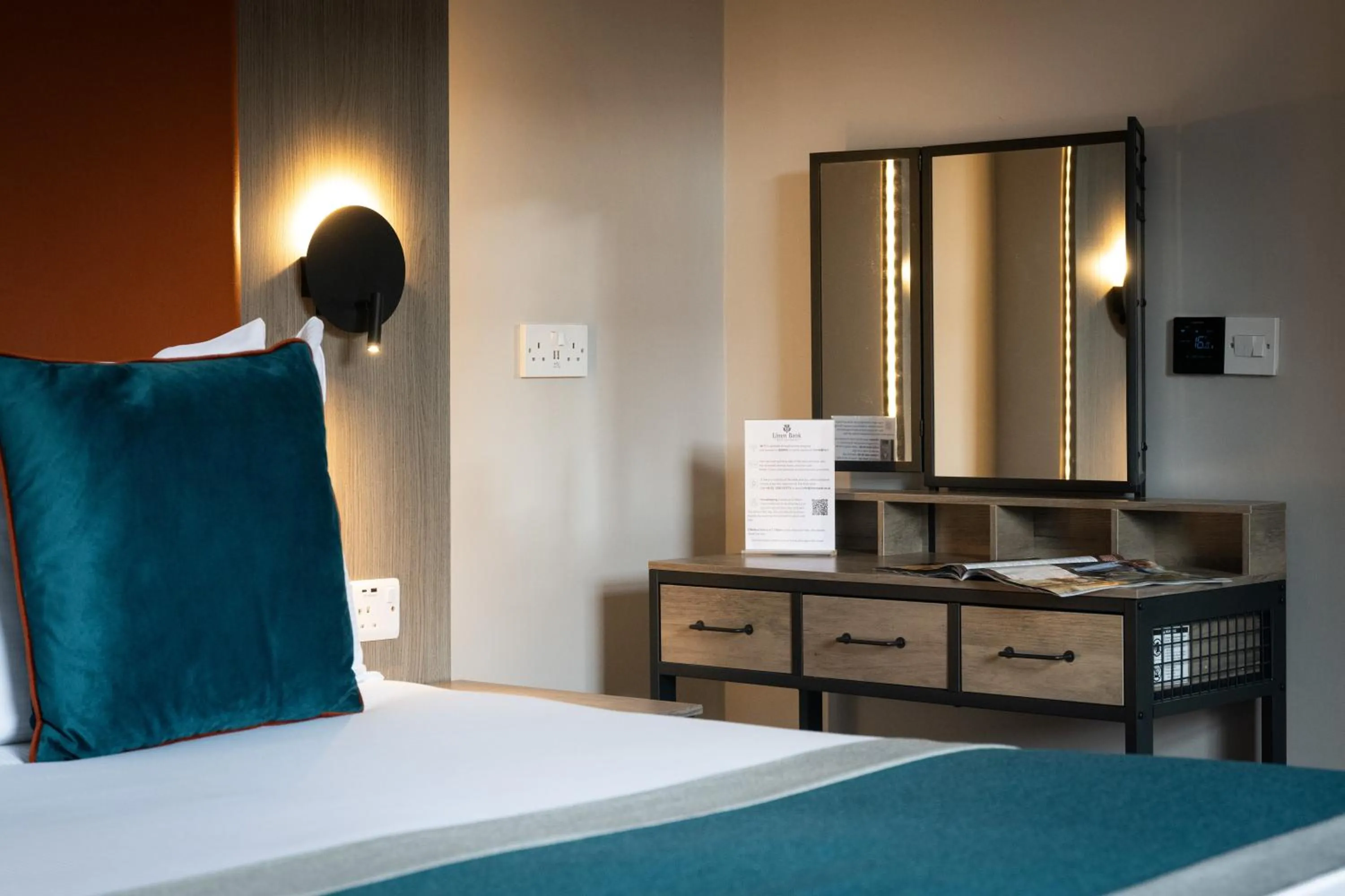 Bed in Linen Bank Residence - Aparthotel