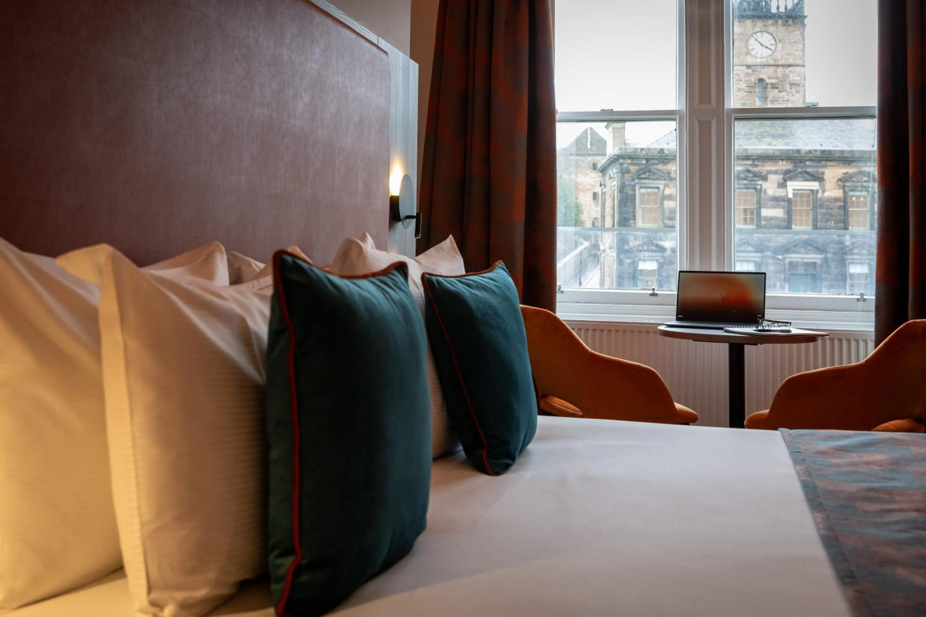 Bed in Linen Bank Residence - Aparthotel