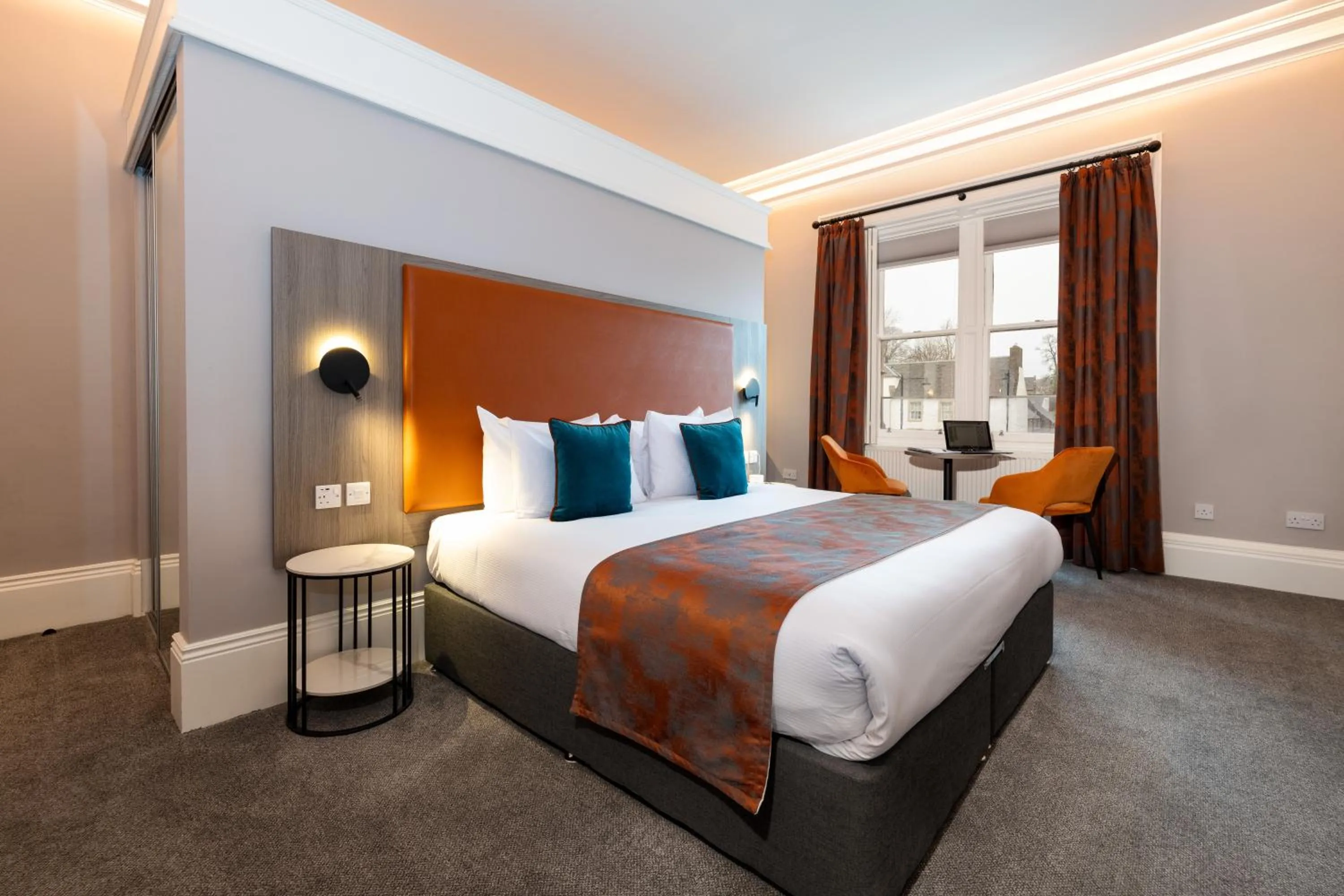 Bed in Linen Bank Residence - Aparthotel