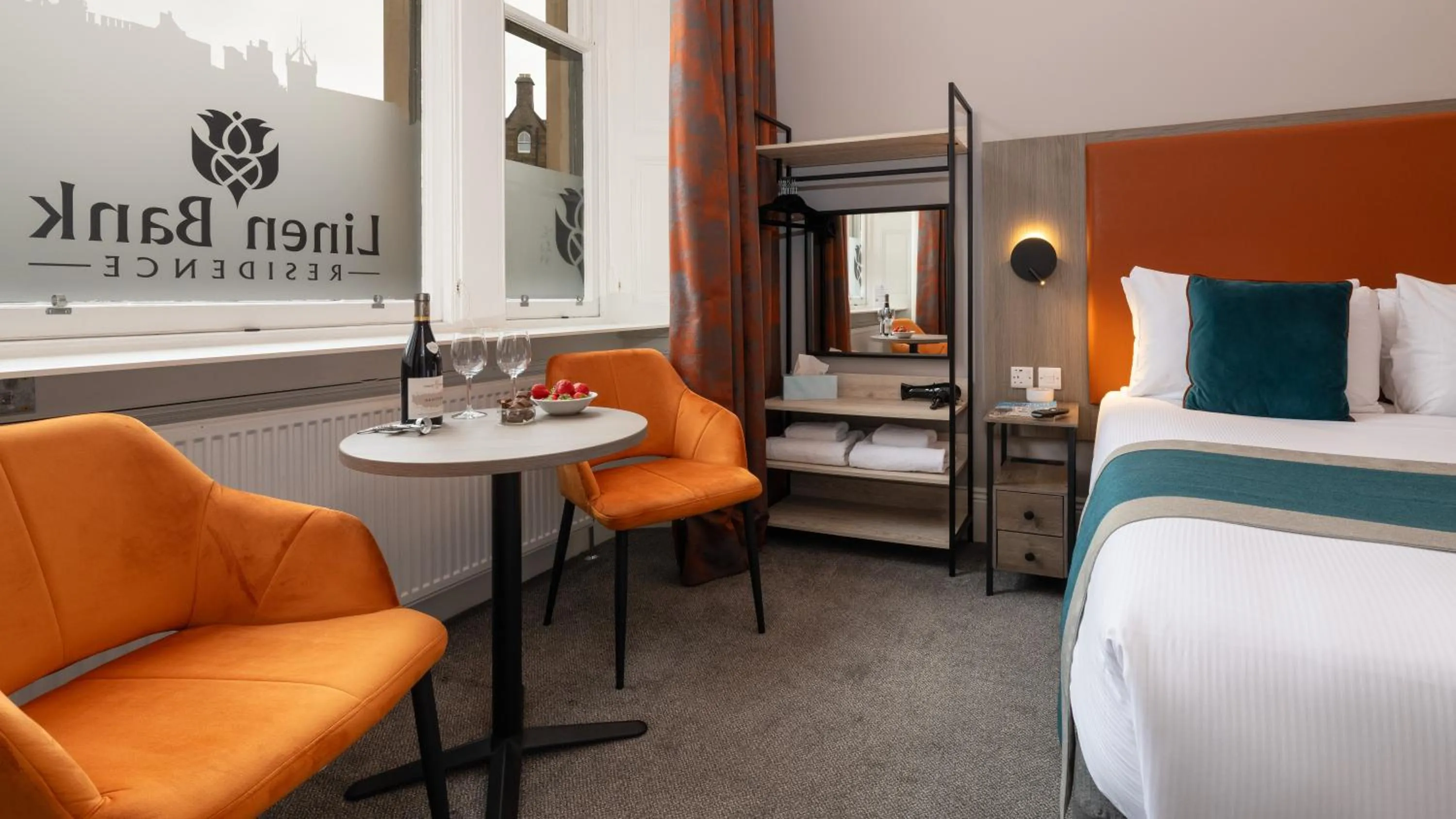 Bed in Linen Bank Residence - Aparthotel