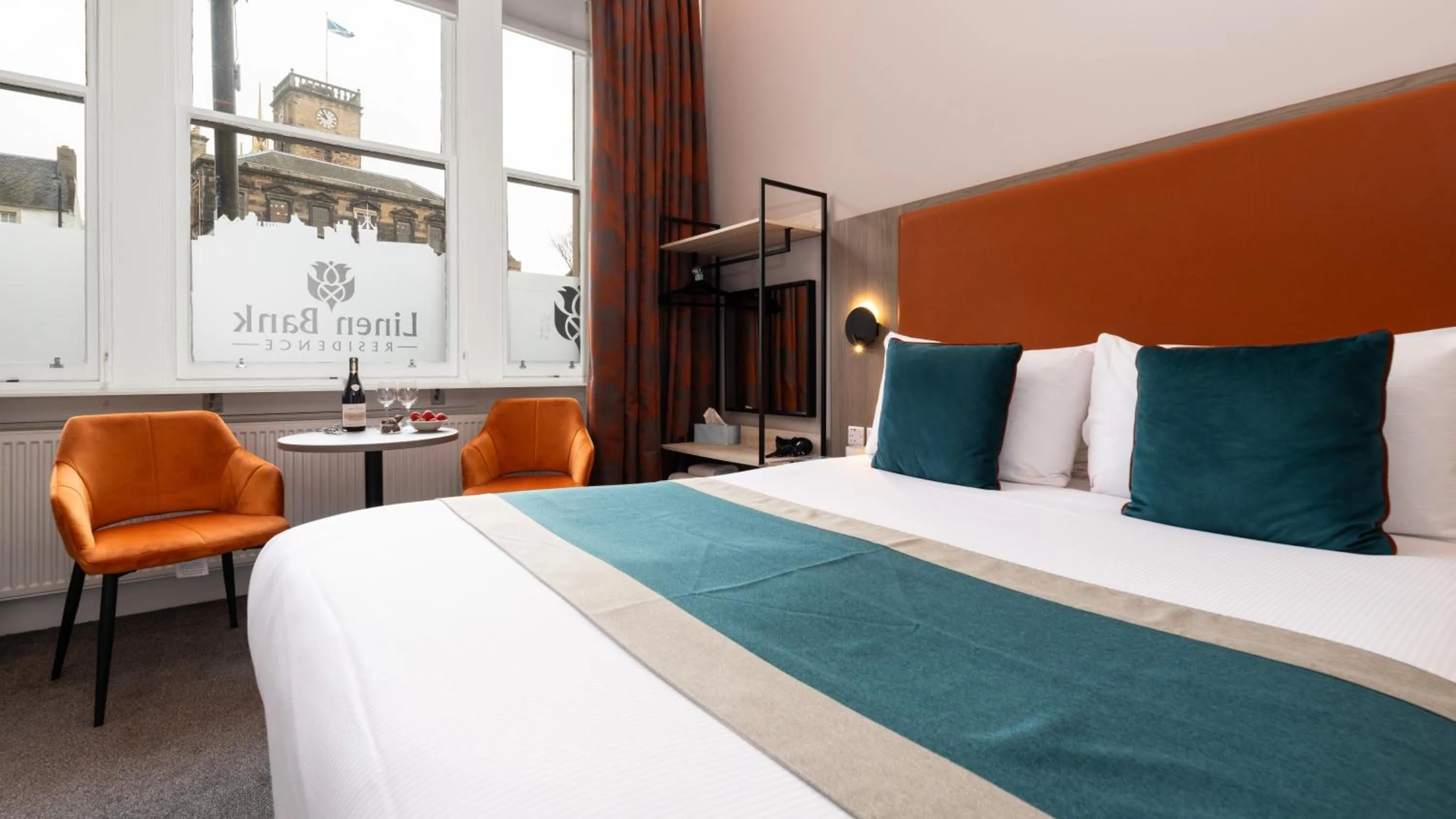 Bed in Linen Bank Residence - Aparthotel
