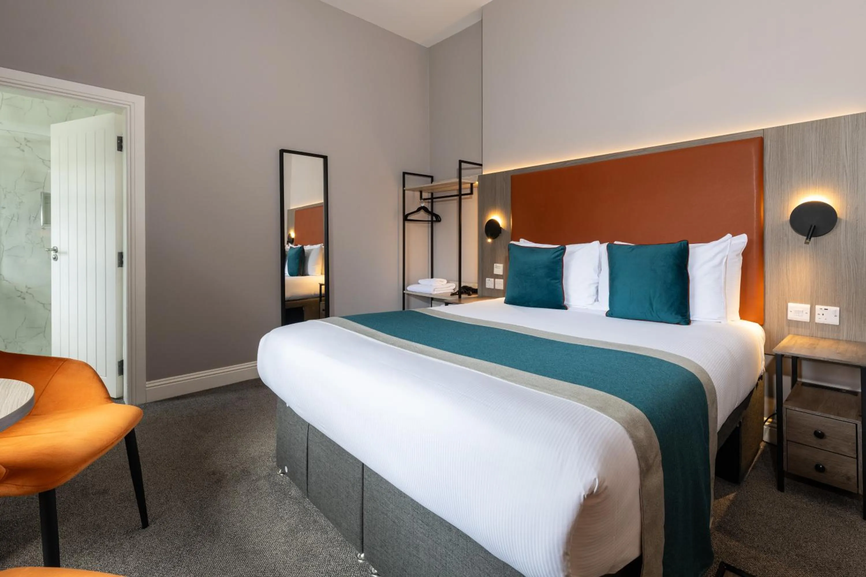 Bed in Linen Bank Residence - Aparthotel