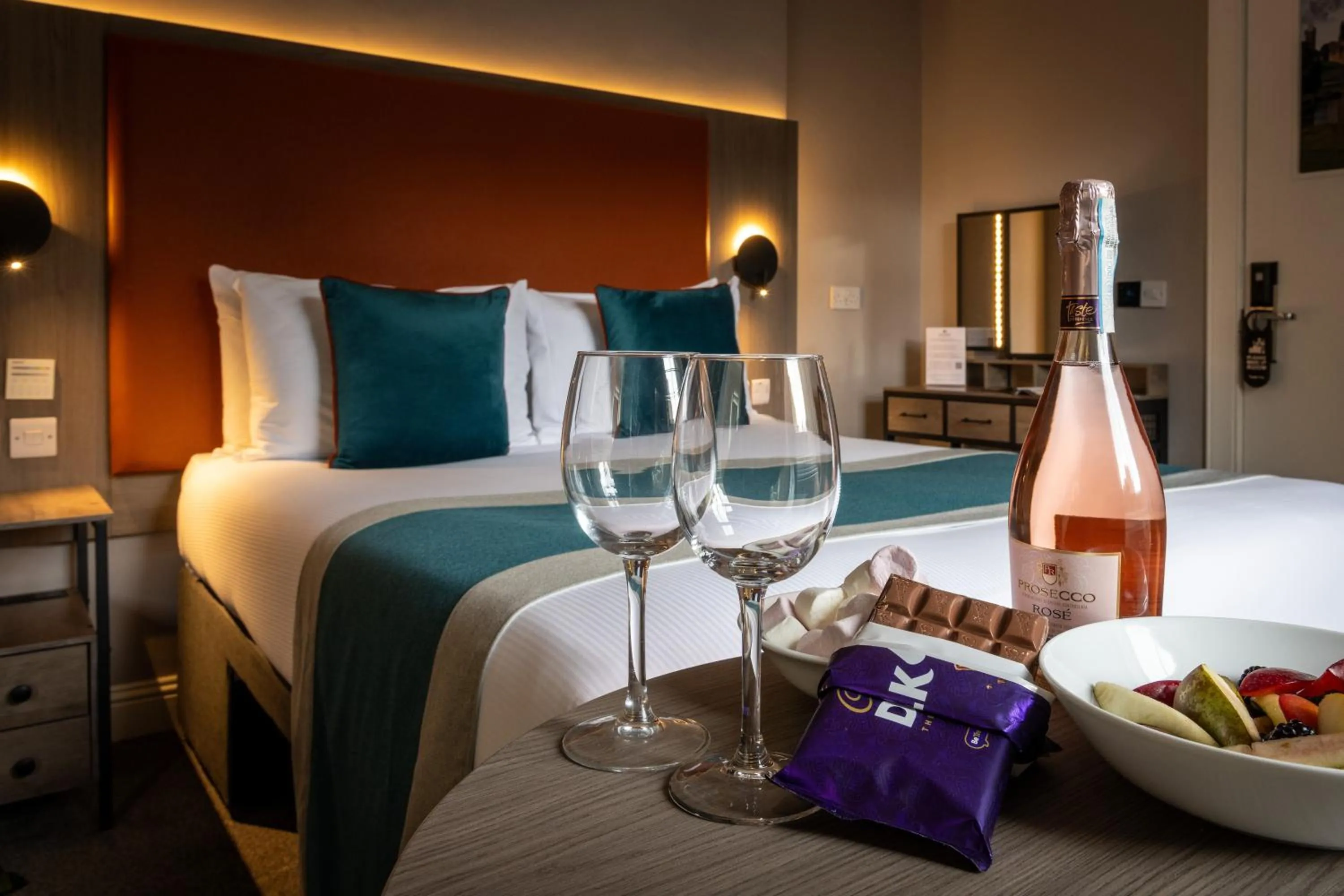 Bed in Linen Bank Residence - Aparthotel