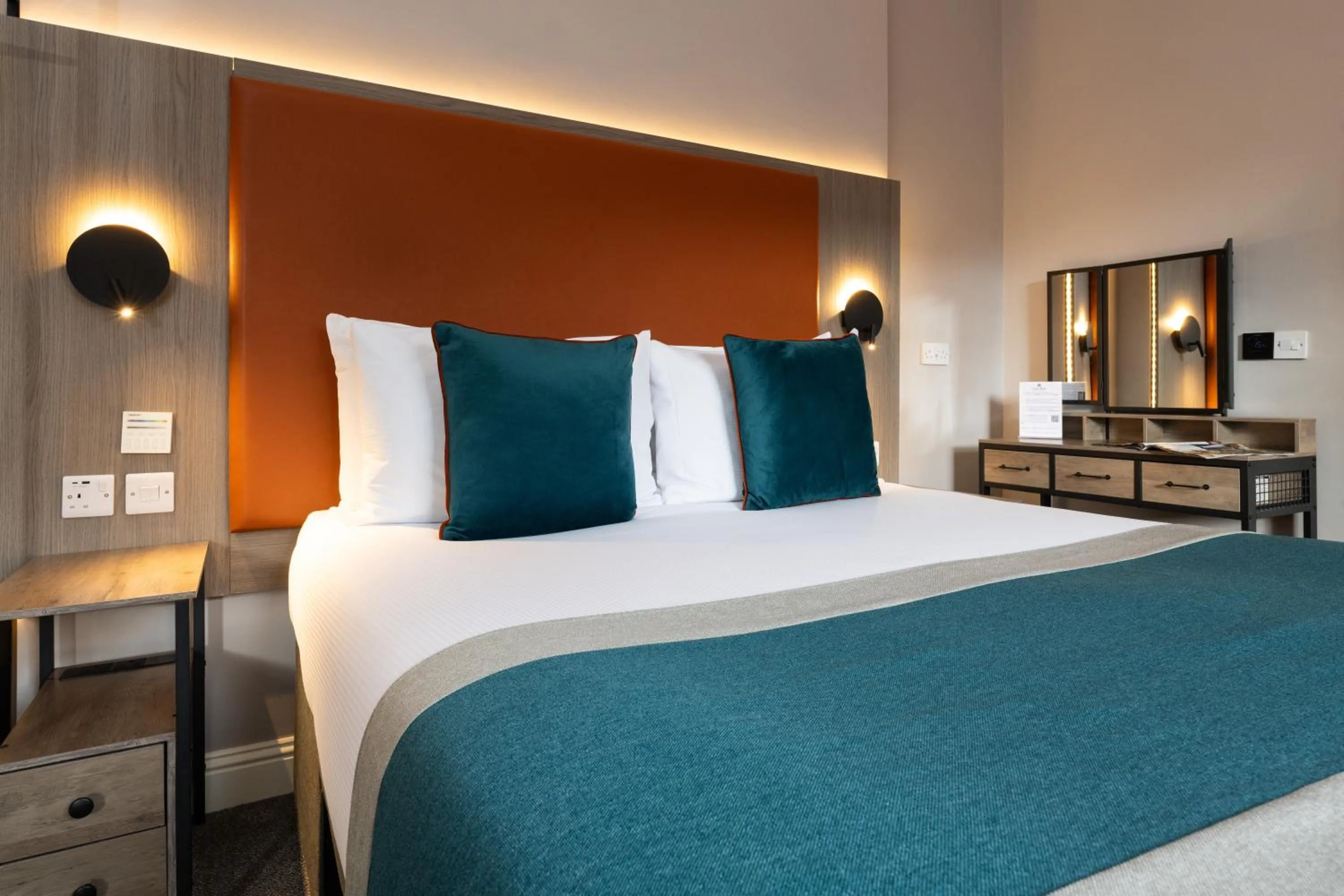 Bed in Linen Bank Residence - Aparthotel