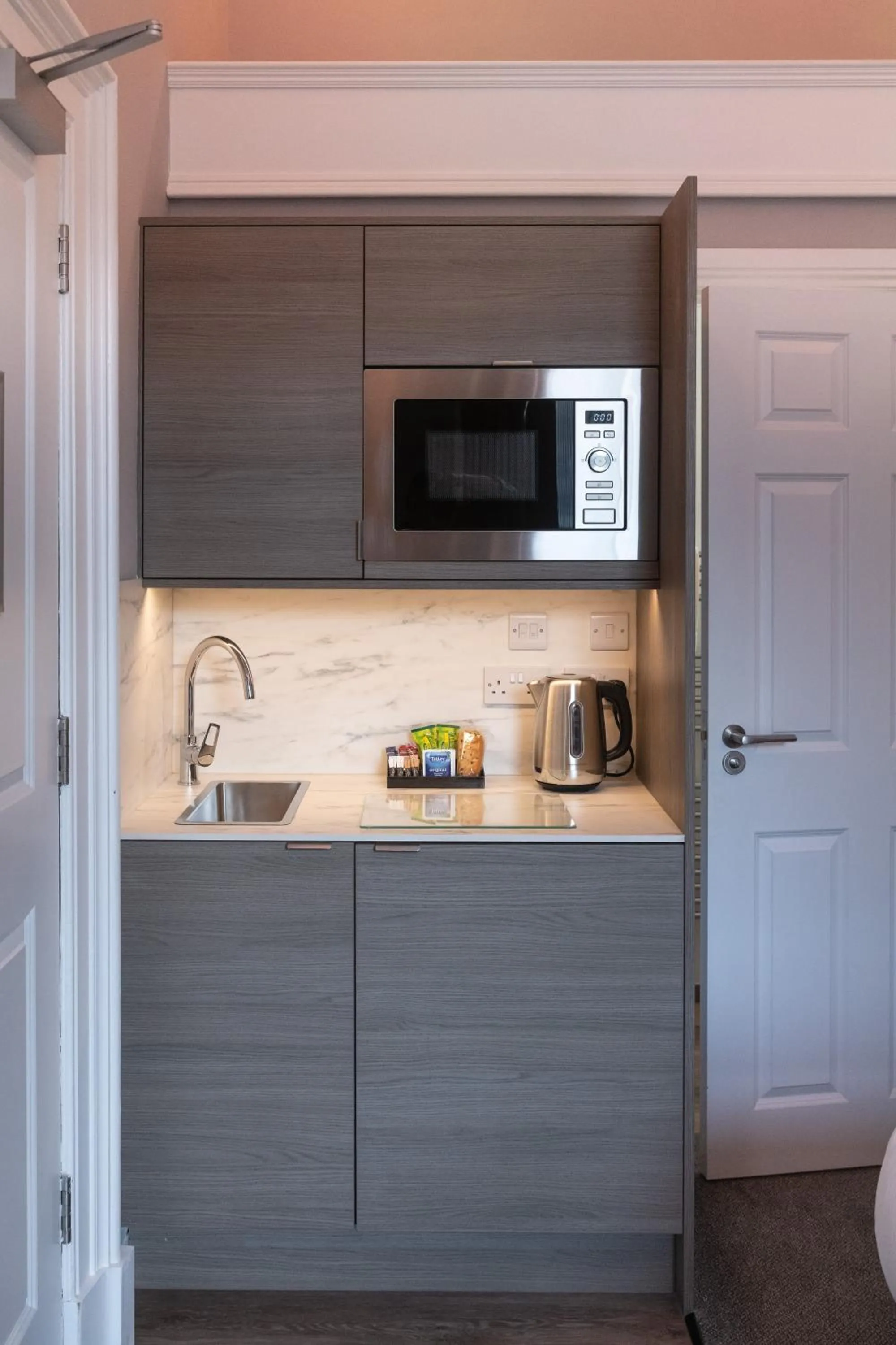 Kitchen or kitchenette in Linen Bank Residence - Aparthotel