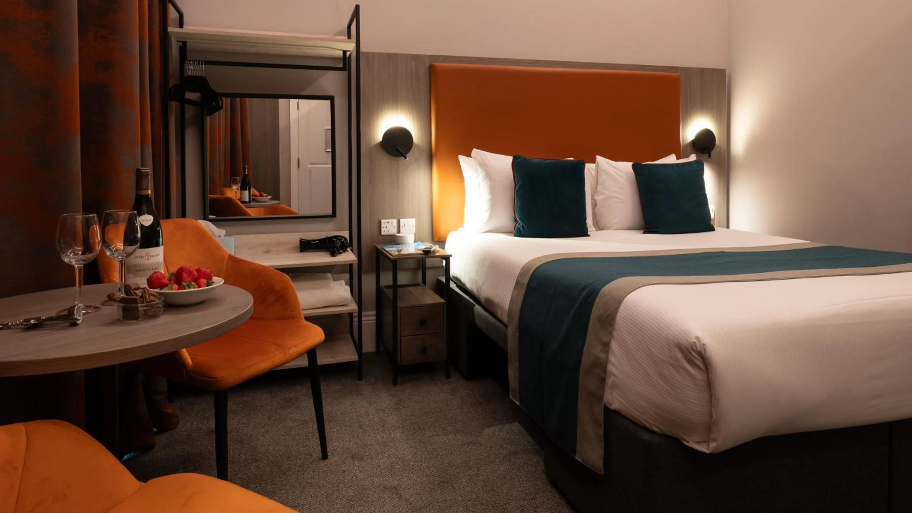 Bed in Linen Bank Residence - Aparthotel