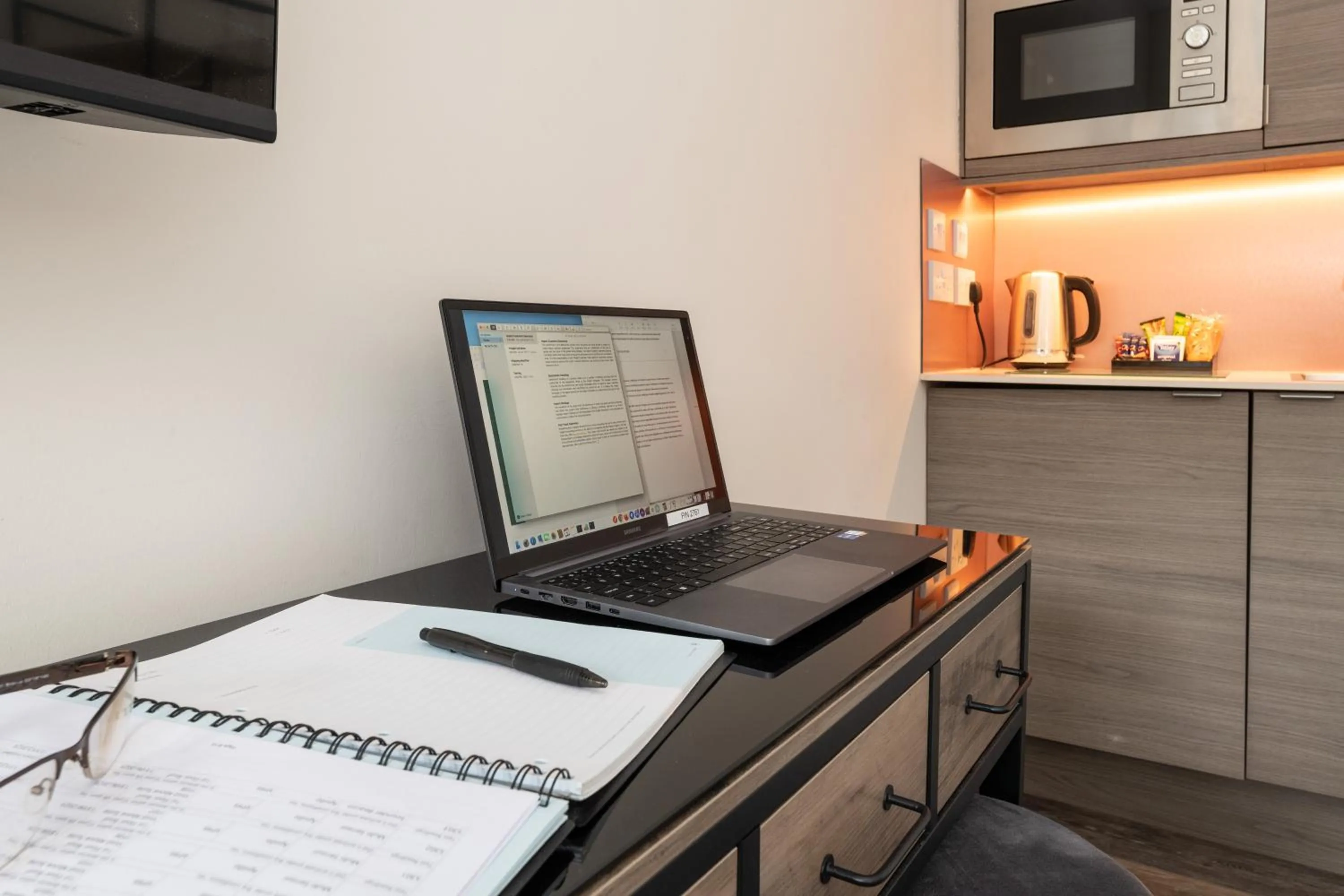 Coffee/tea facilities in Linen Bank Residence - Aparthotel