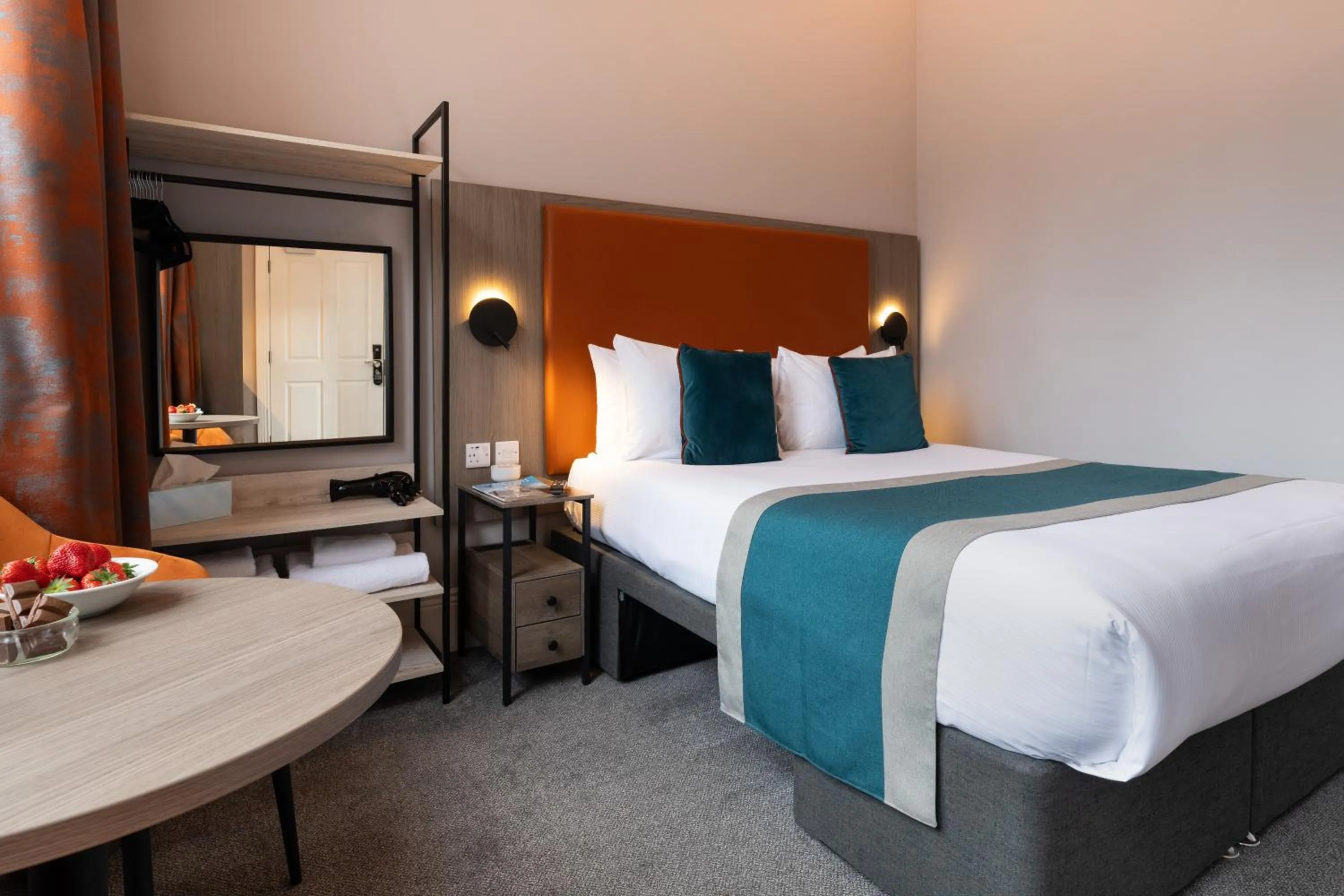 Bed in Linen Bank Residence - Aparthotel