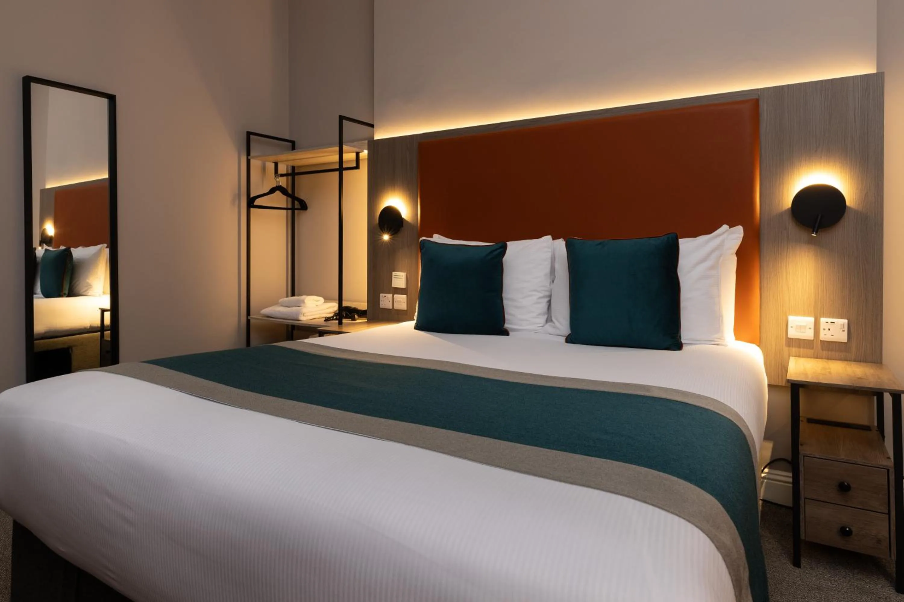 Bed in Linen Bank Residence - Aparthotel