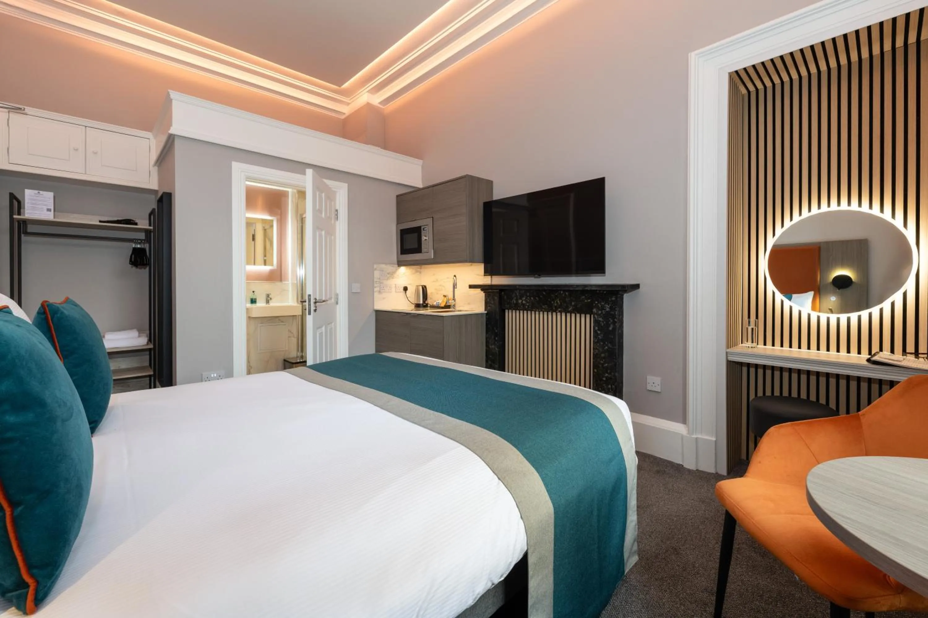 Bed in Linen Bank Residence - Aparthotel