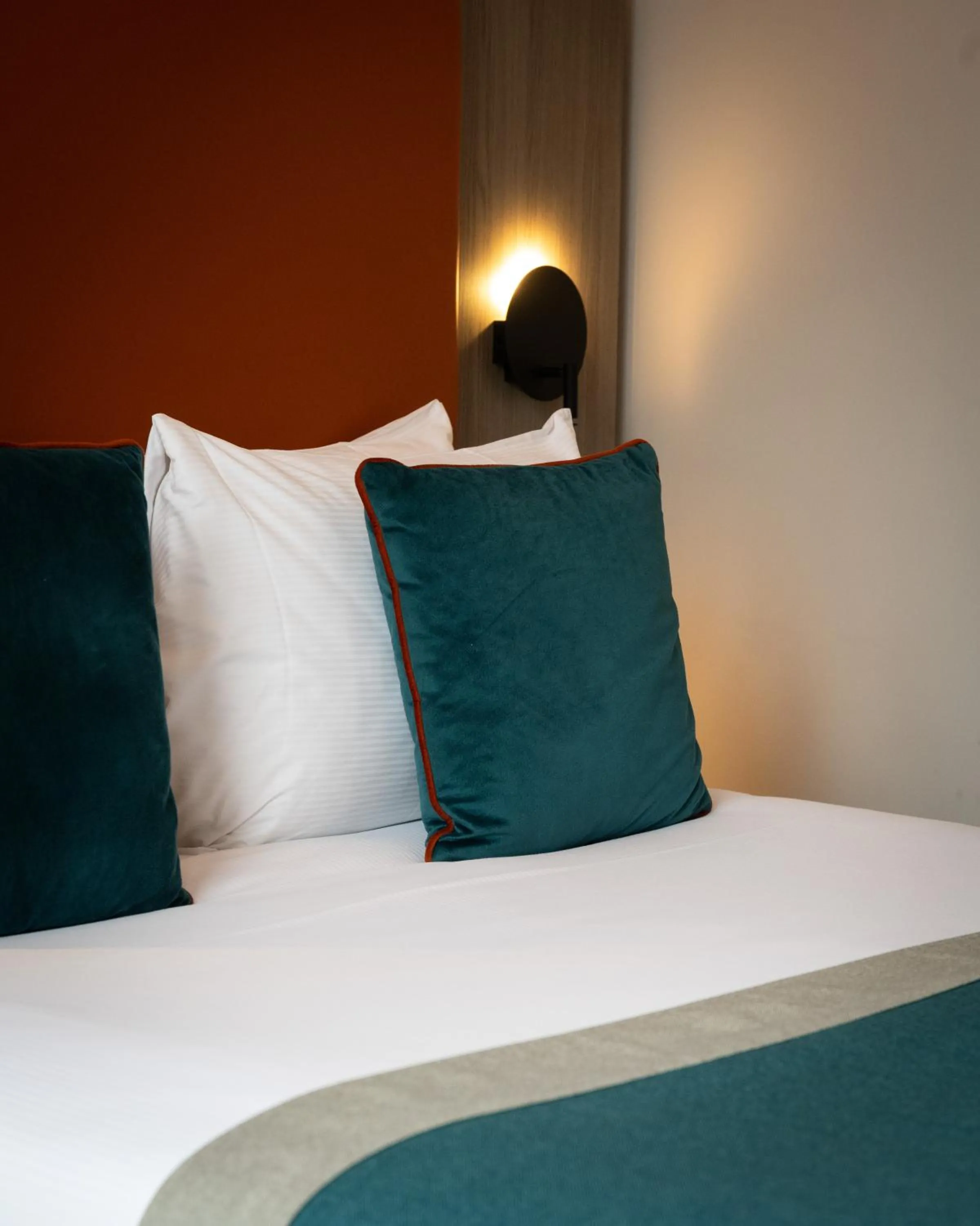 Bed in Linen Bank Residence - Aparthotel