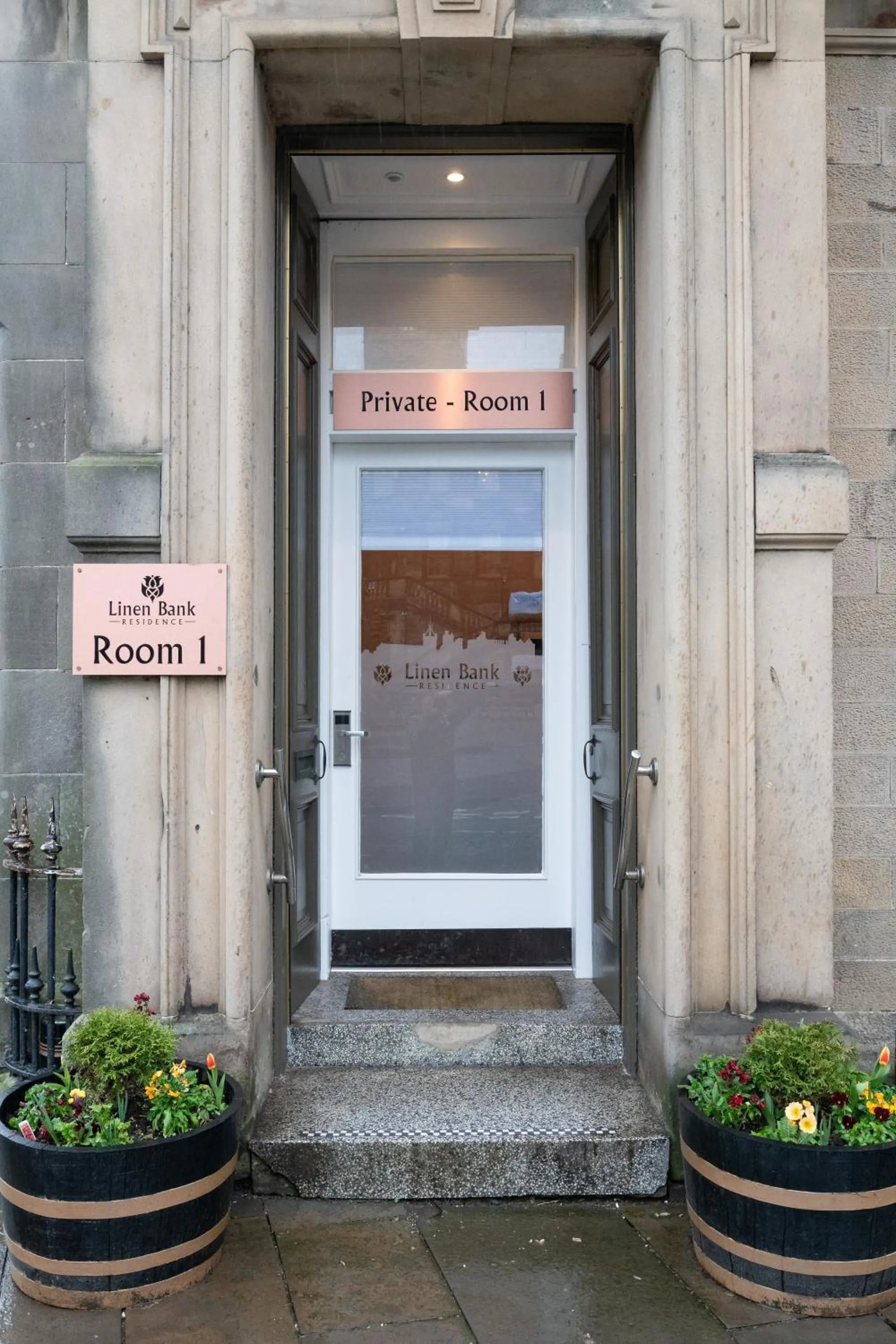 Property building in Linen Bank Residence - Aparthotel