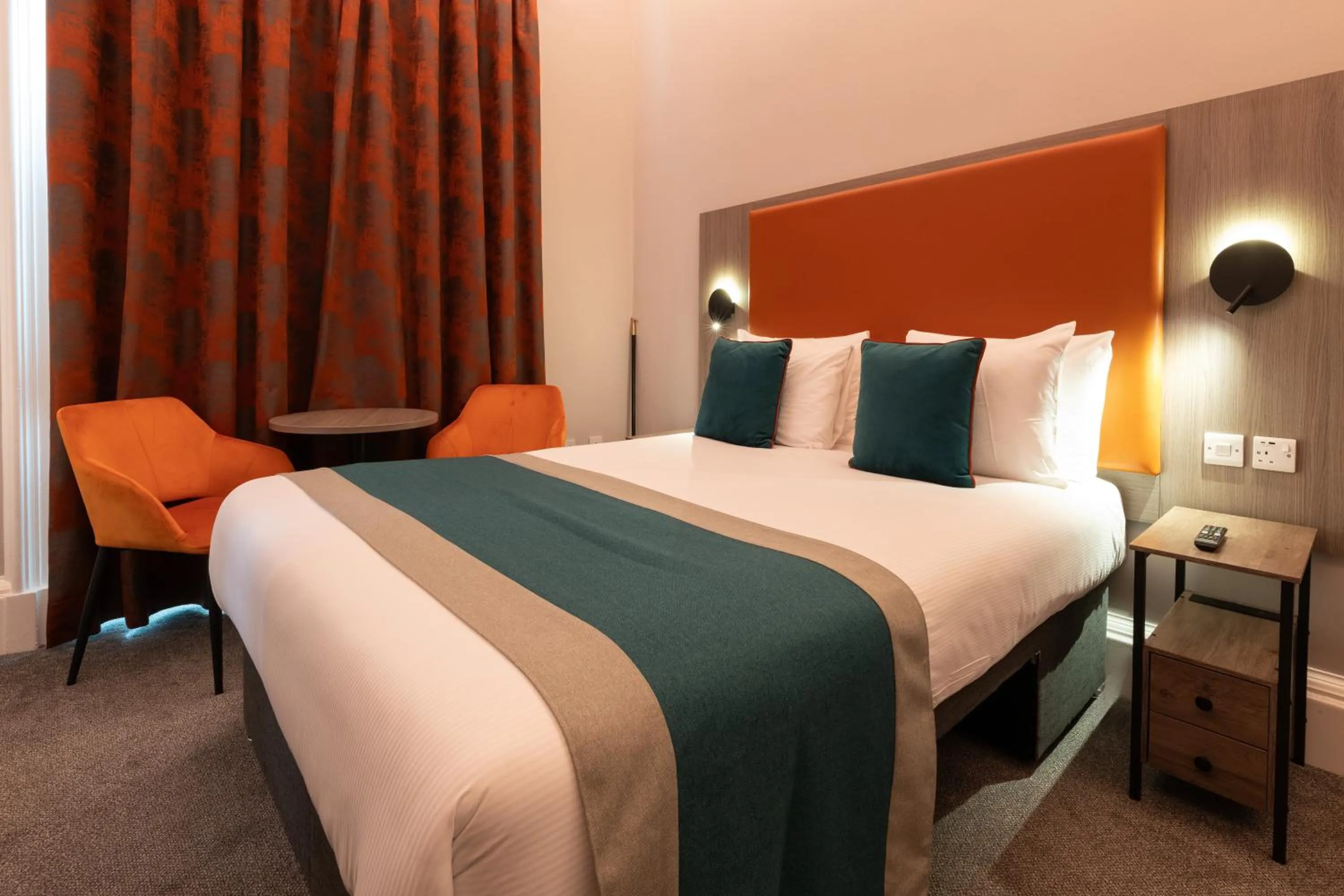 Bed in Linen Bank Residence - Aparthotel