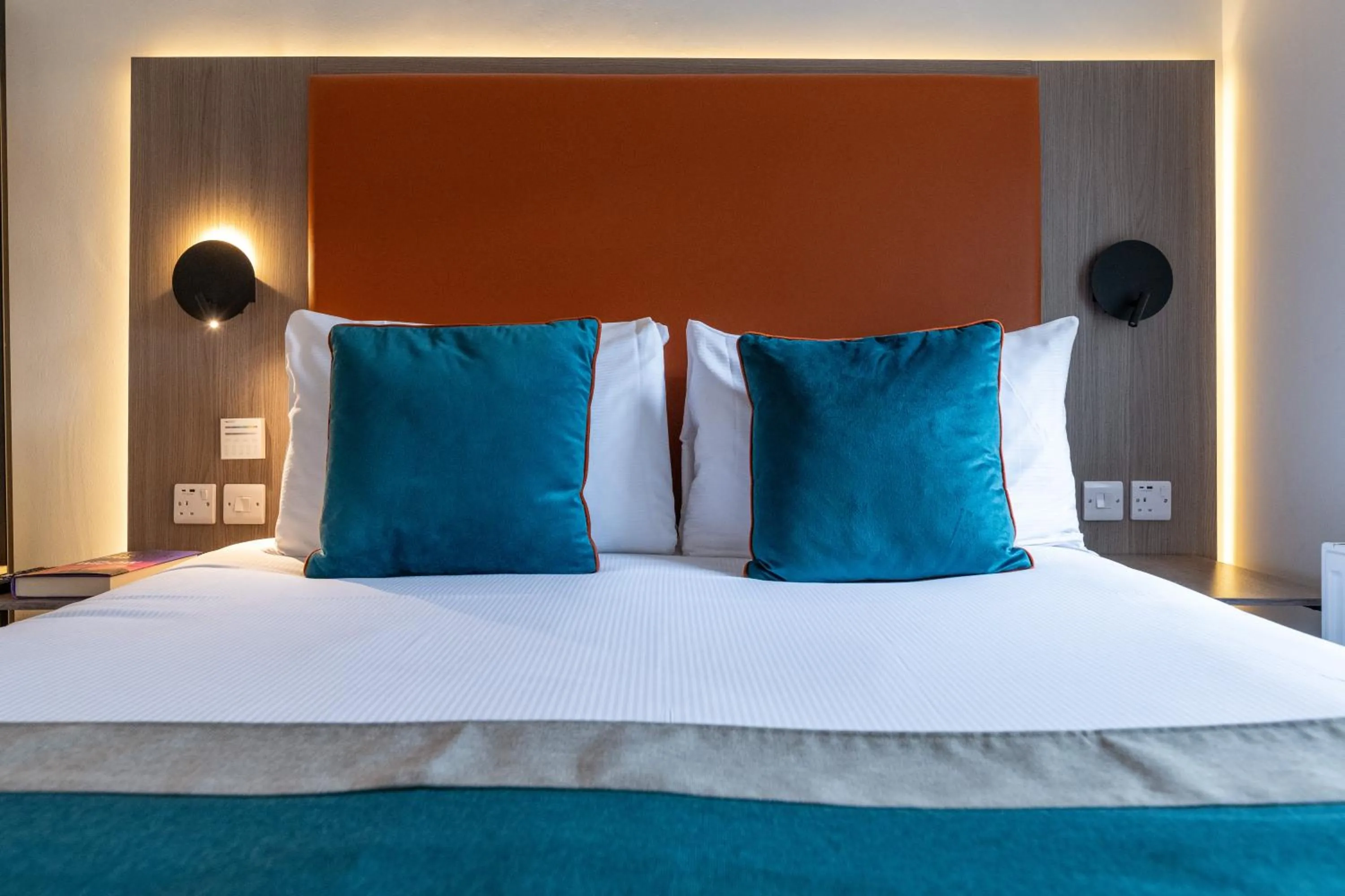 Bed in Linen Bank Residence - Aparthotel