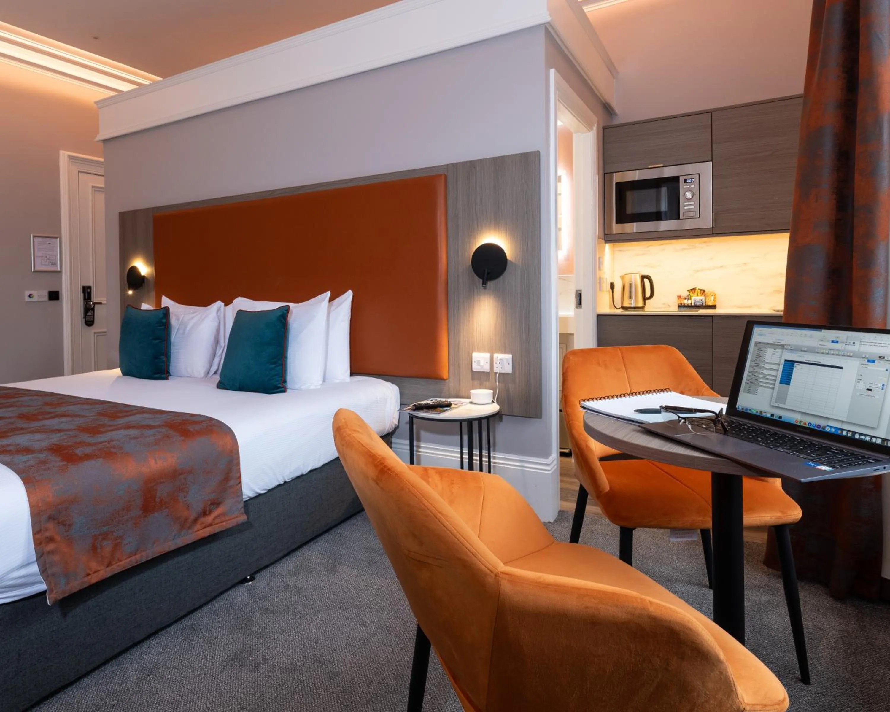Bed in Linen Bank Residence - Aparthotel