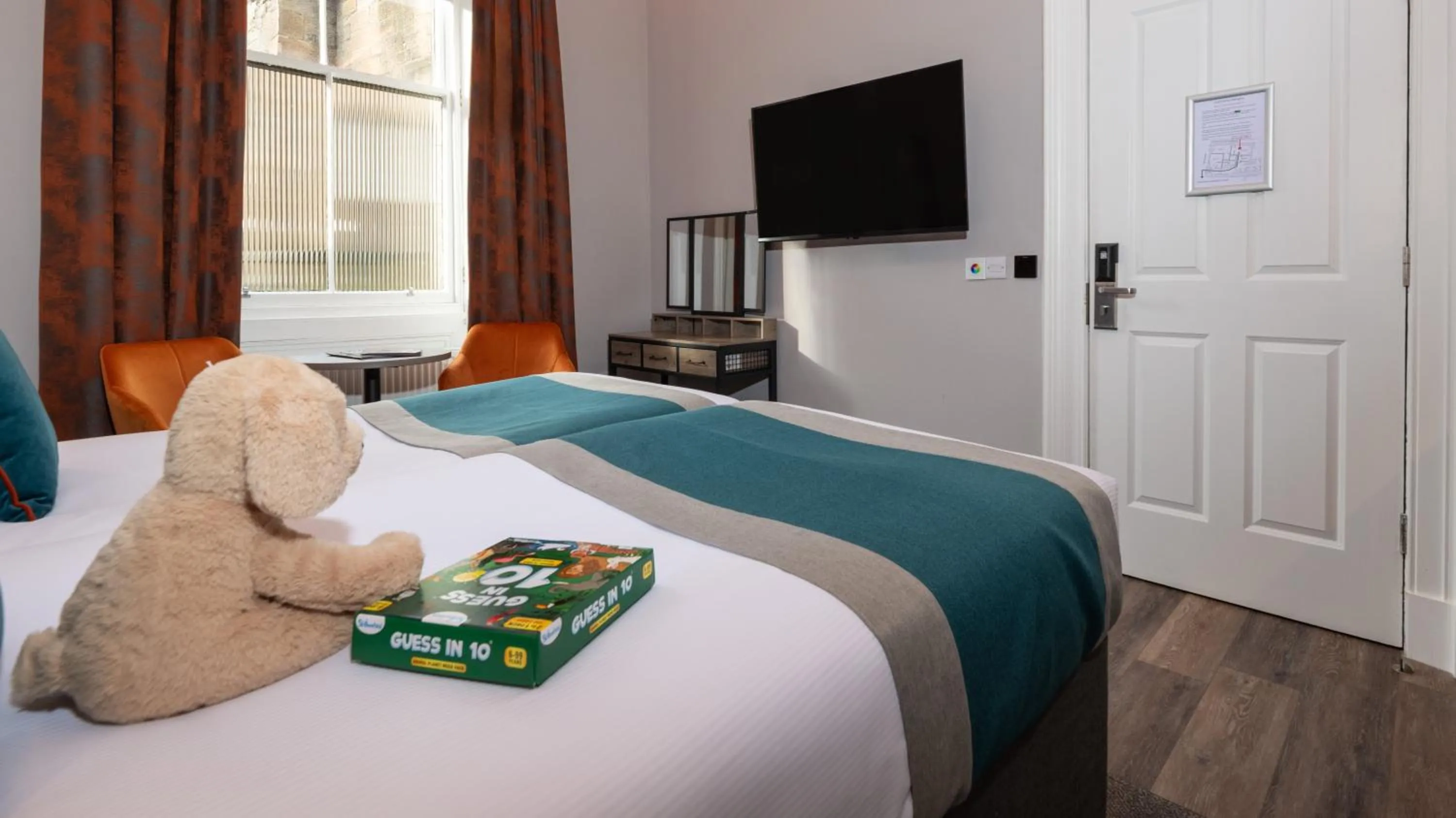 Bed in Linen Bank Residence - Aparthotel