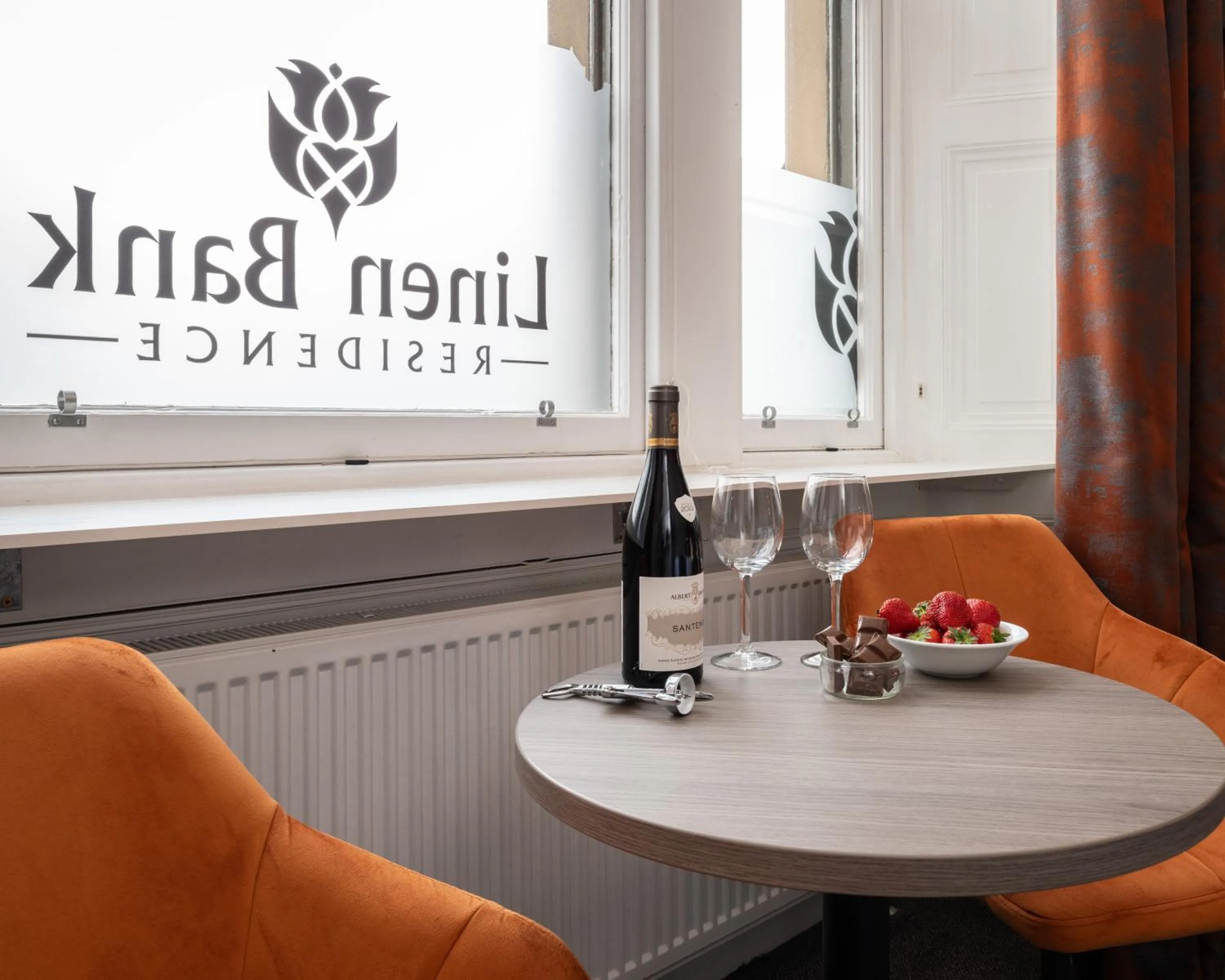 Seating area in Linen Bank Residence - Aparthotel