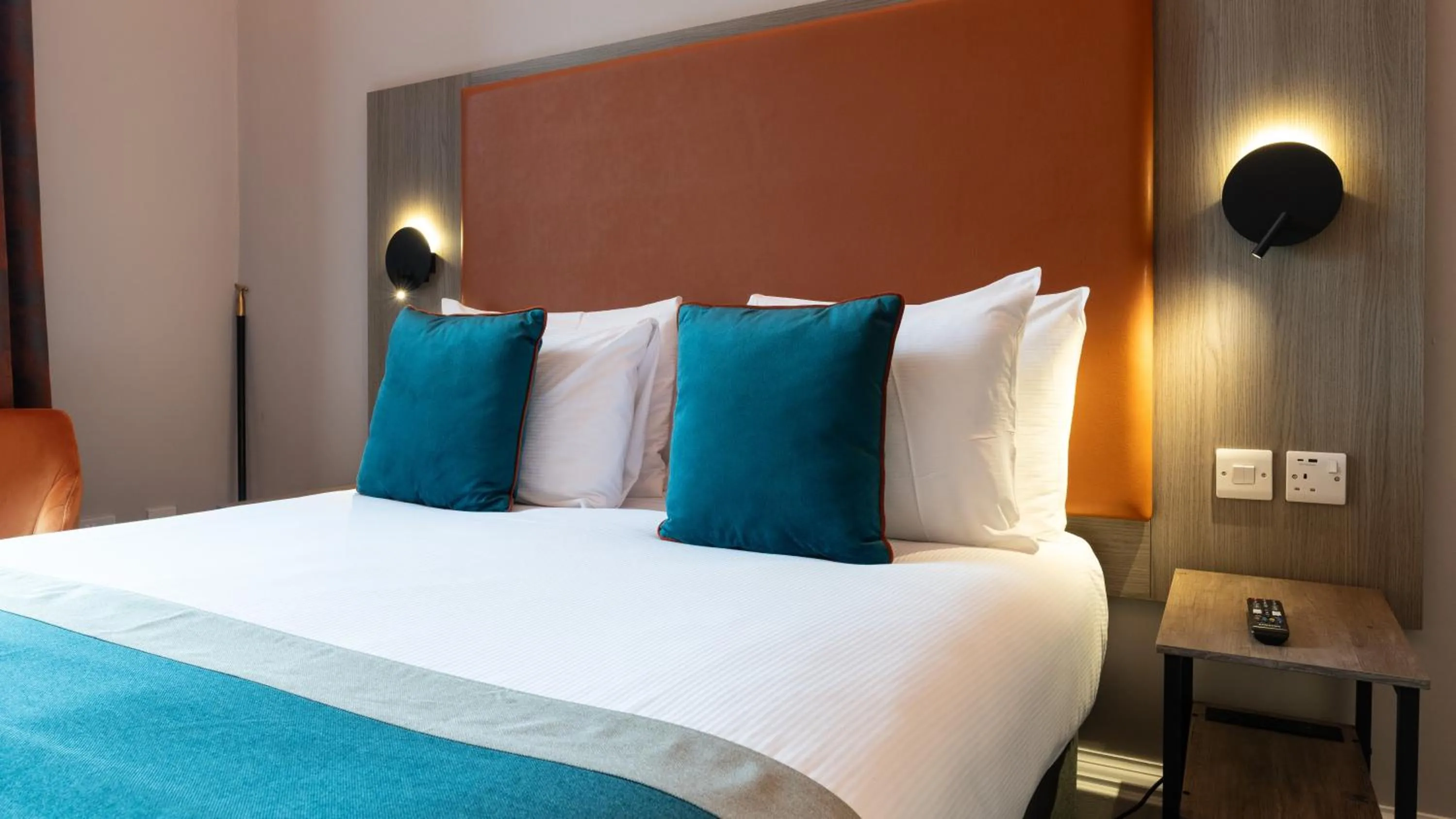 Bed in Linen Bank Residence - Aparthotel
