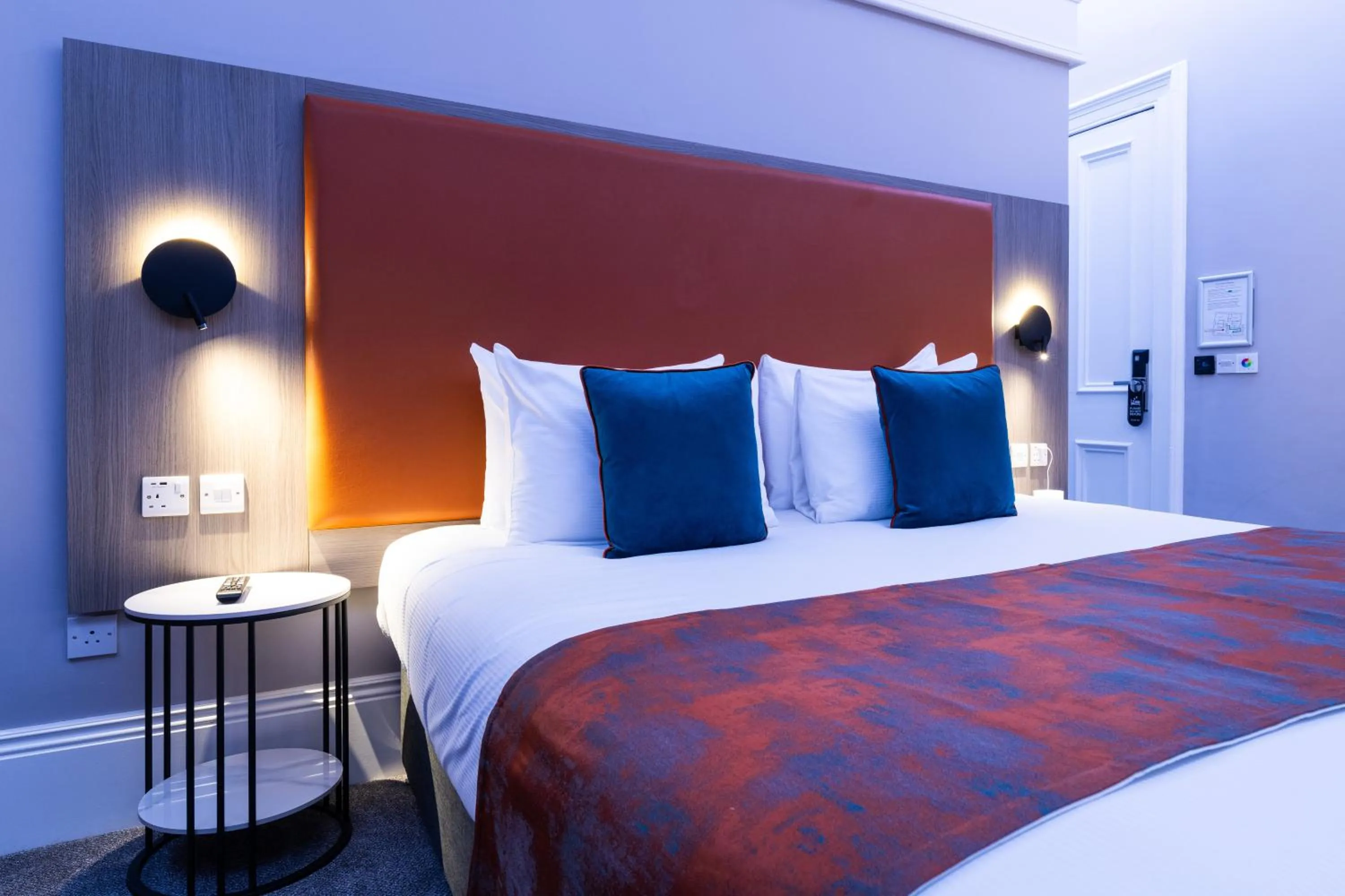 Bed in Linen Bank Residence - Aparthotel